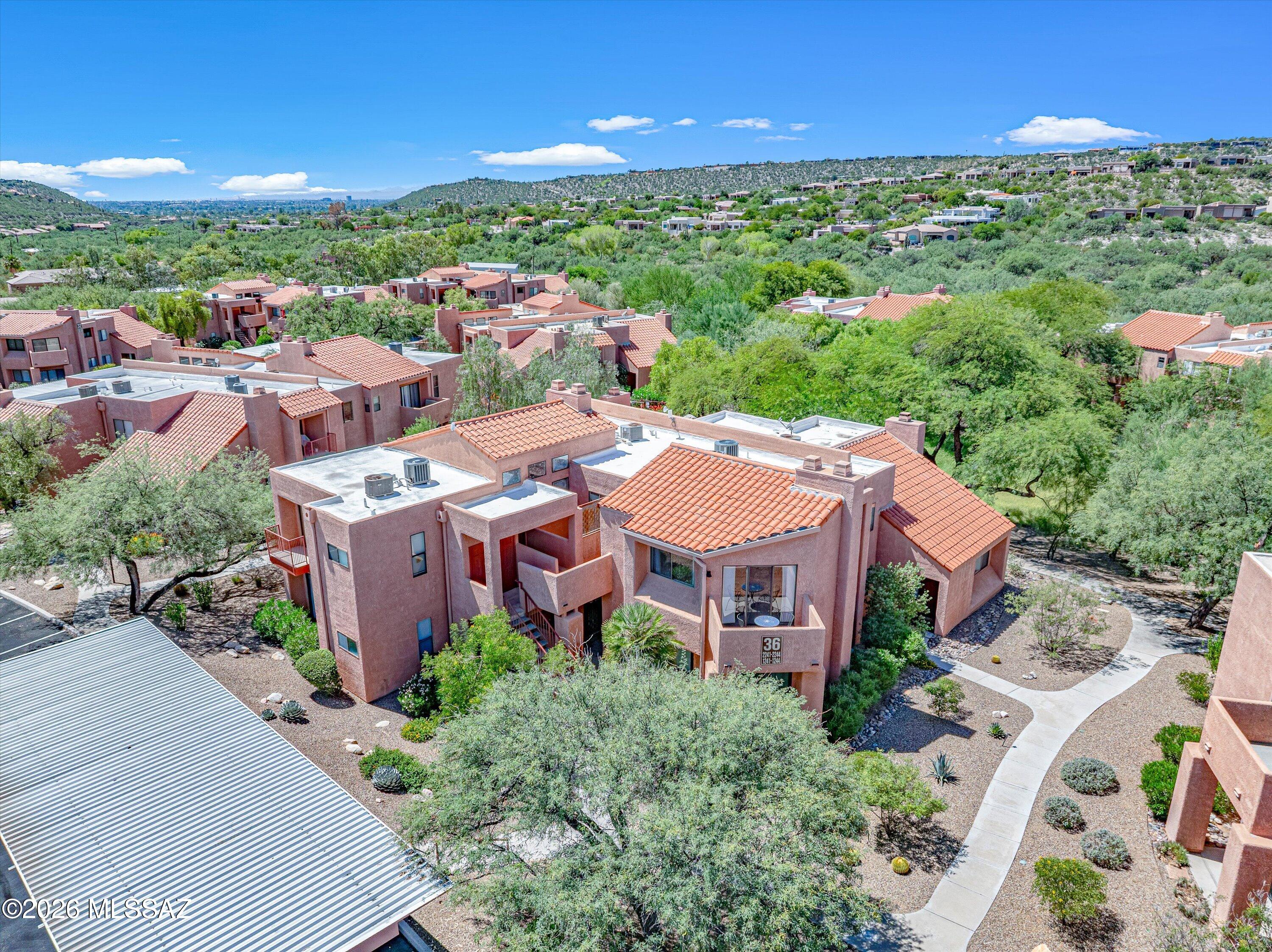 Ventana Vista Condominiums - Residential