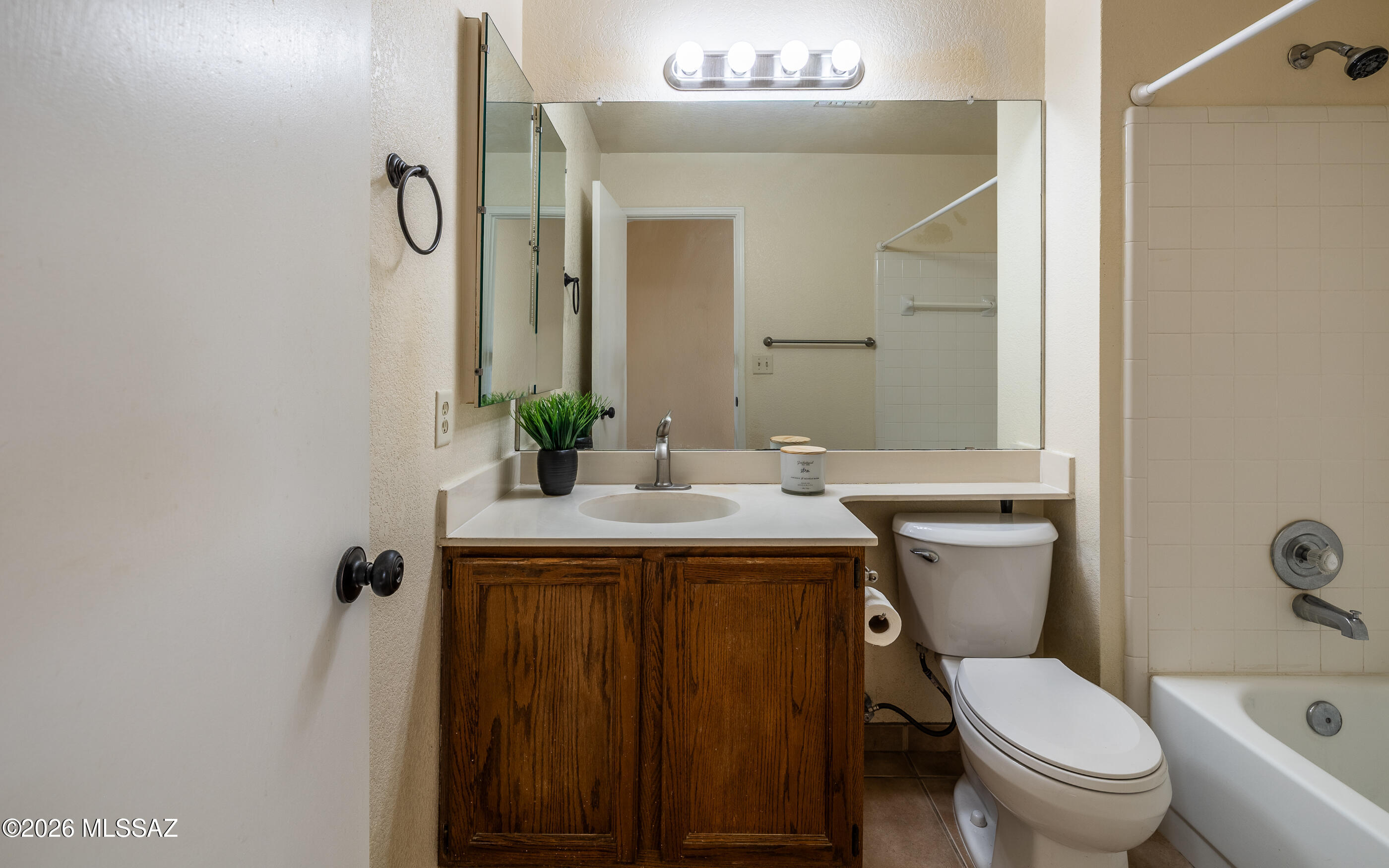 Saddlewood Villas (1-102) - Residential