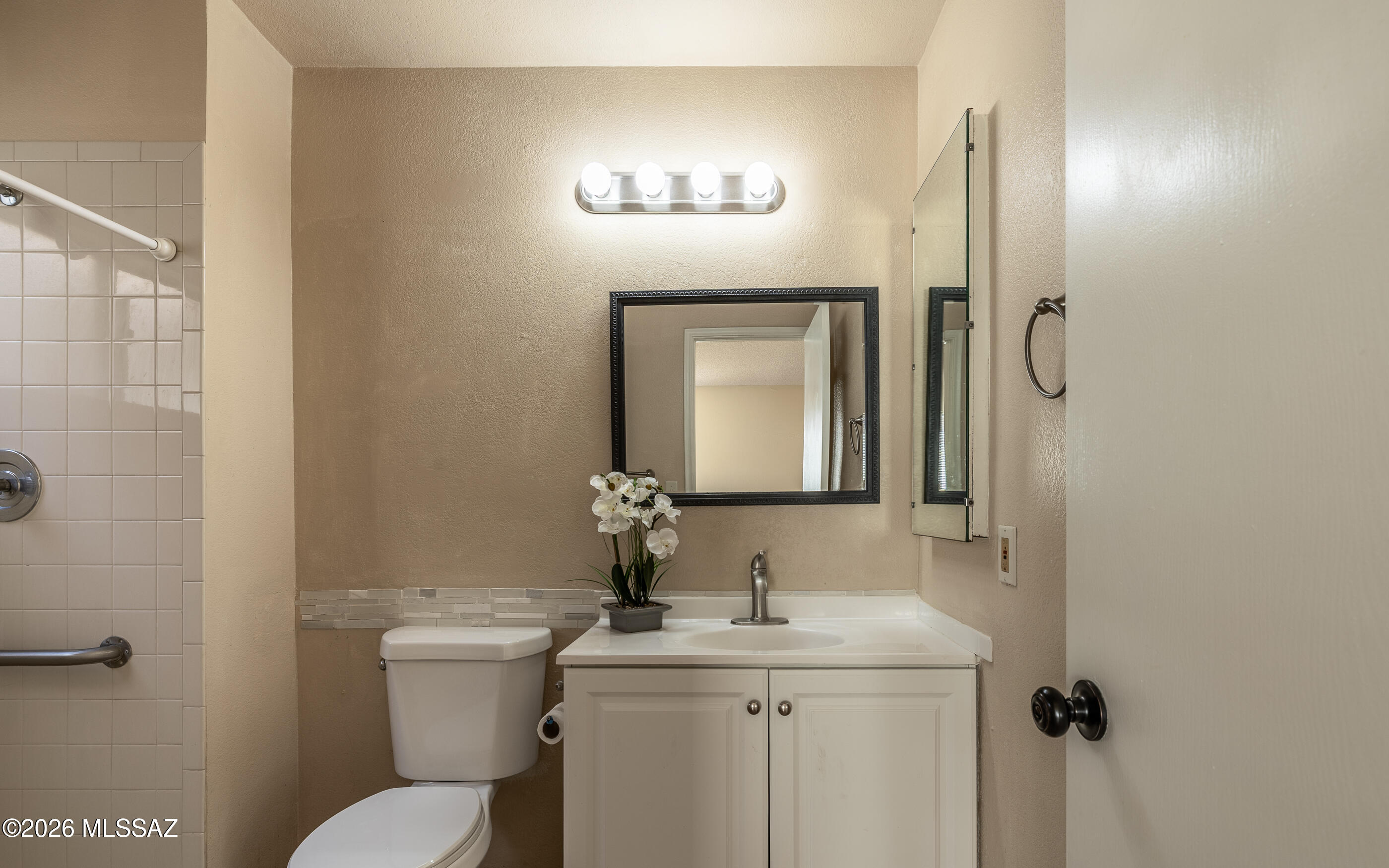 Saddlewood Villas (1-102) - Residential