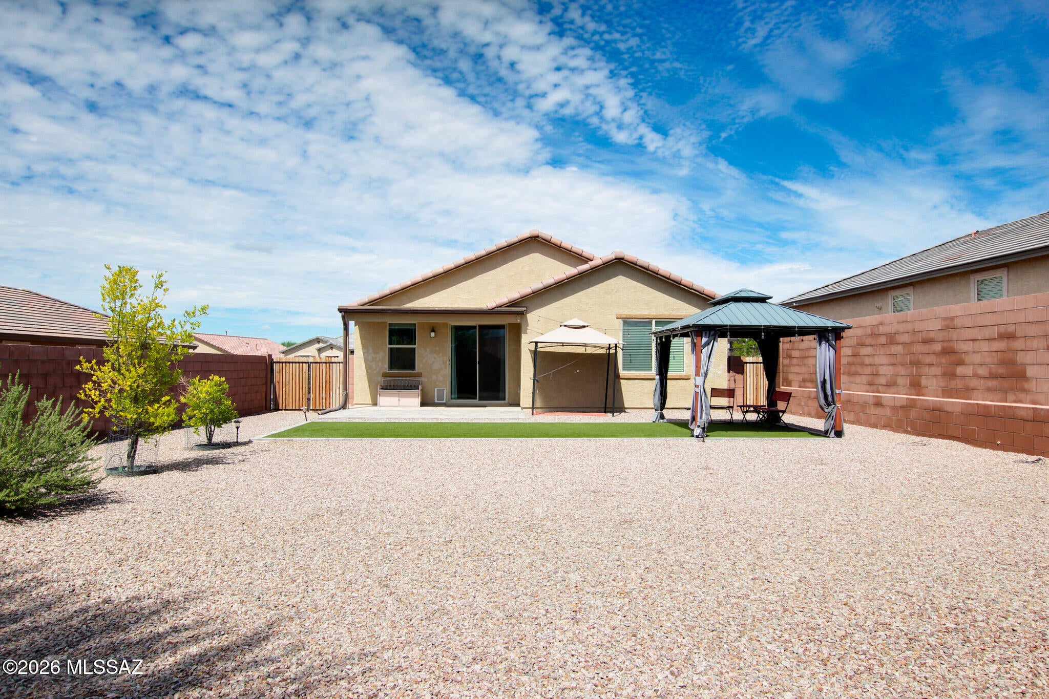 De Anza - Residential