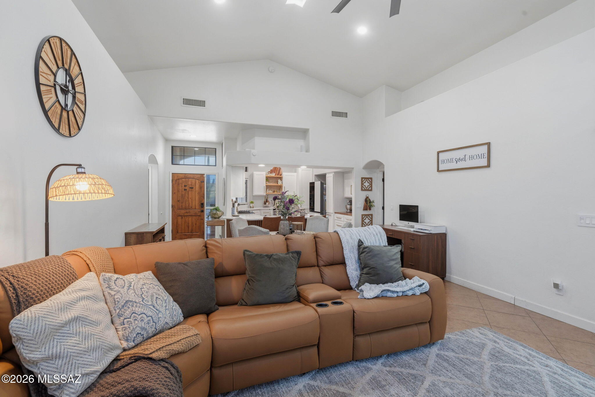 Hills On La Canada (The) - Residential
