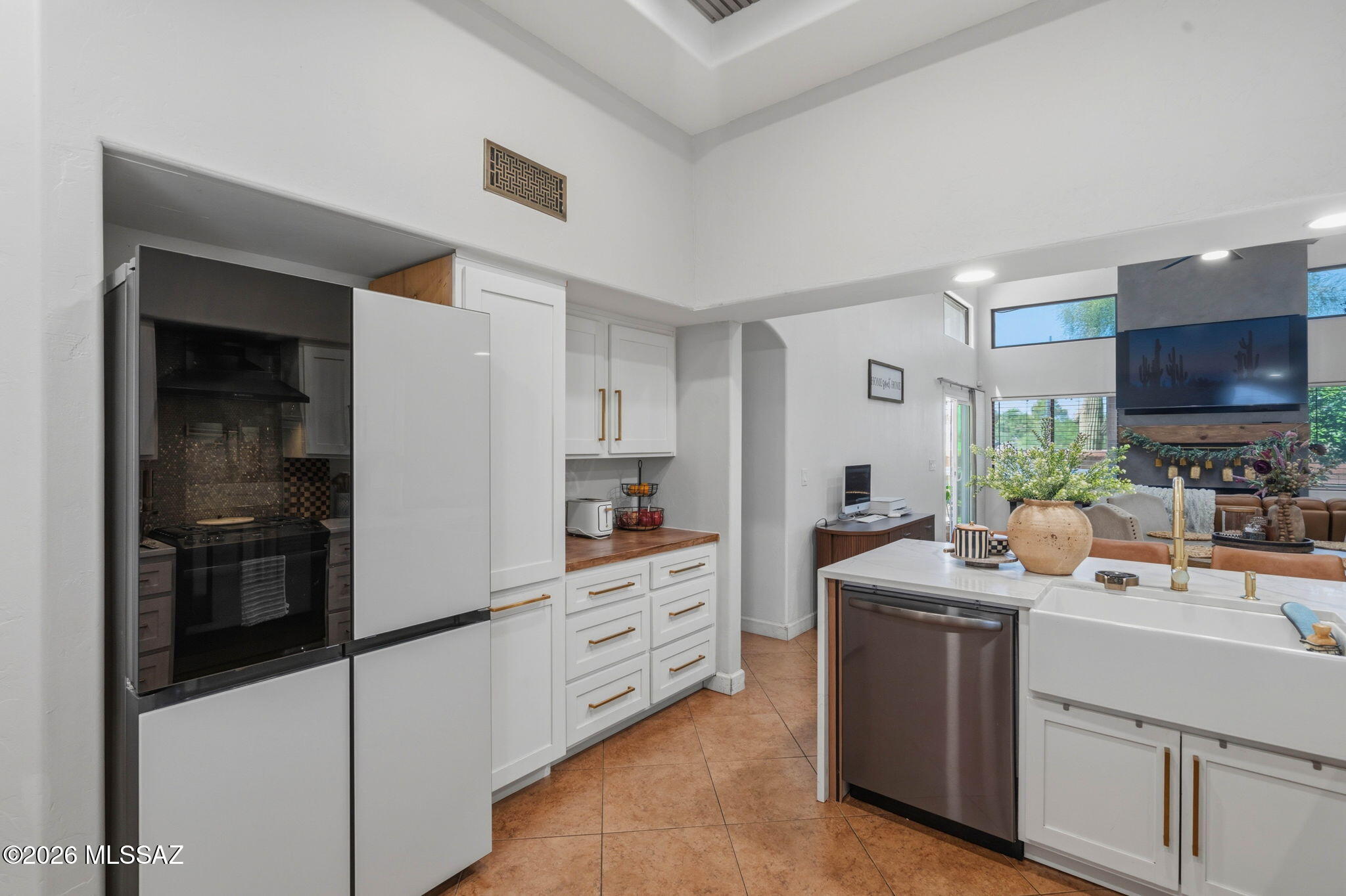 Hills On La Canada (The) - Residential