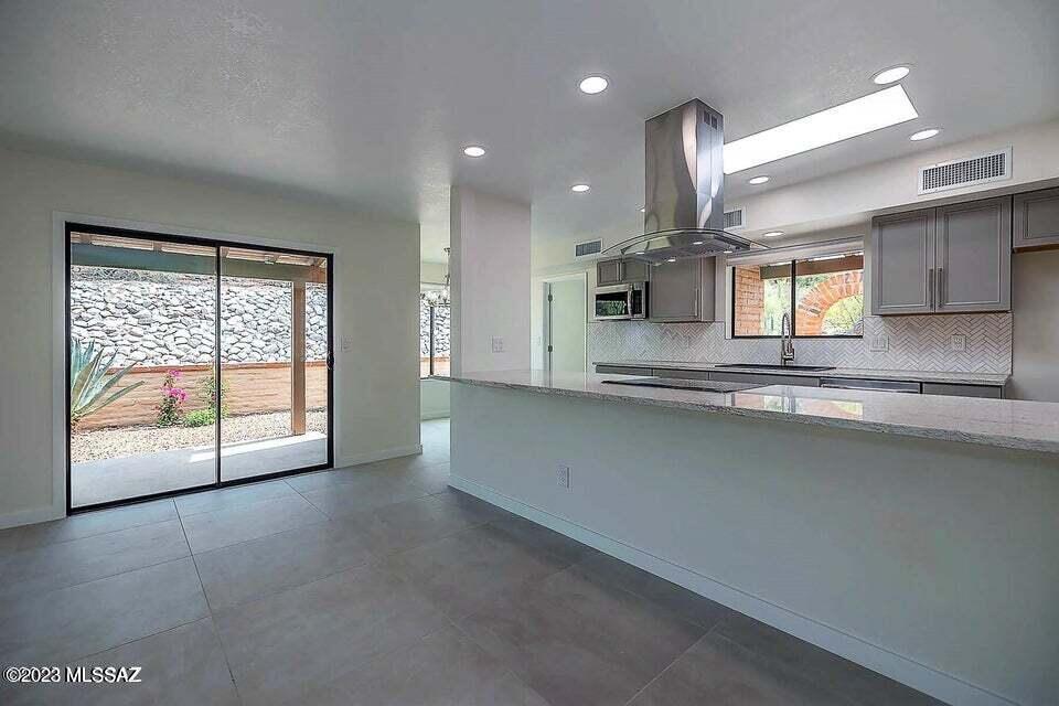 Sunrise Ridge Townhomes (1-209) - Residential Lease