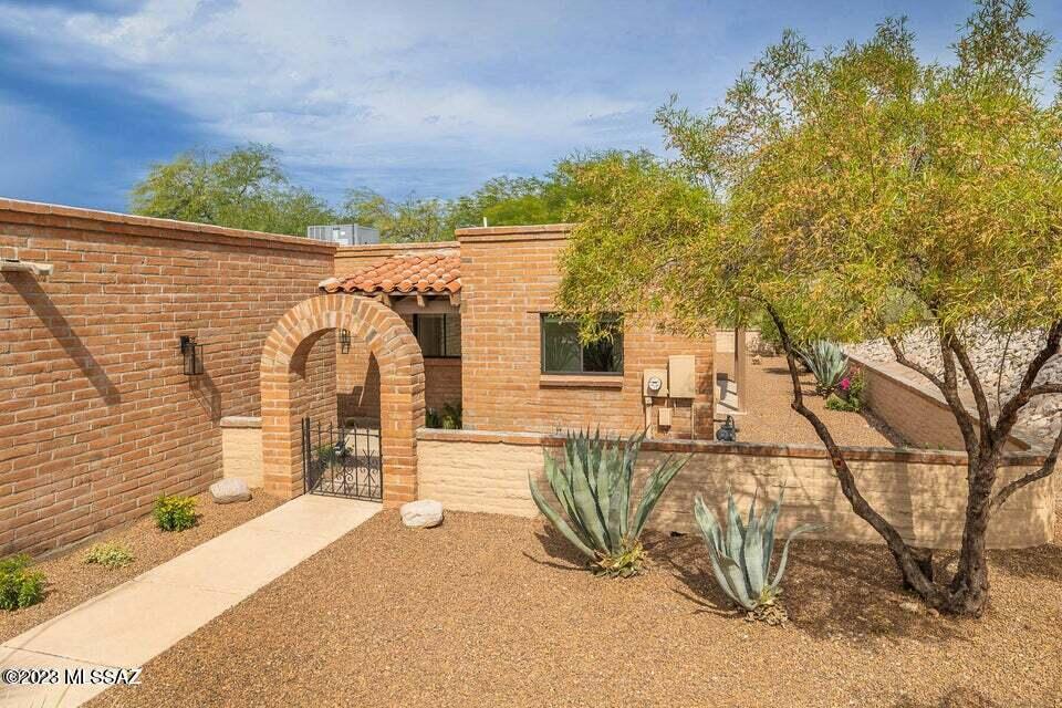 Sunrise Ridge Townhomes (1-209) - Residential Lease