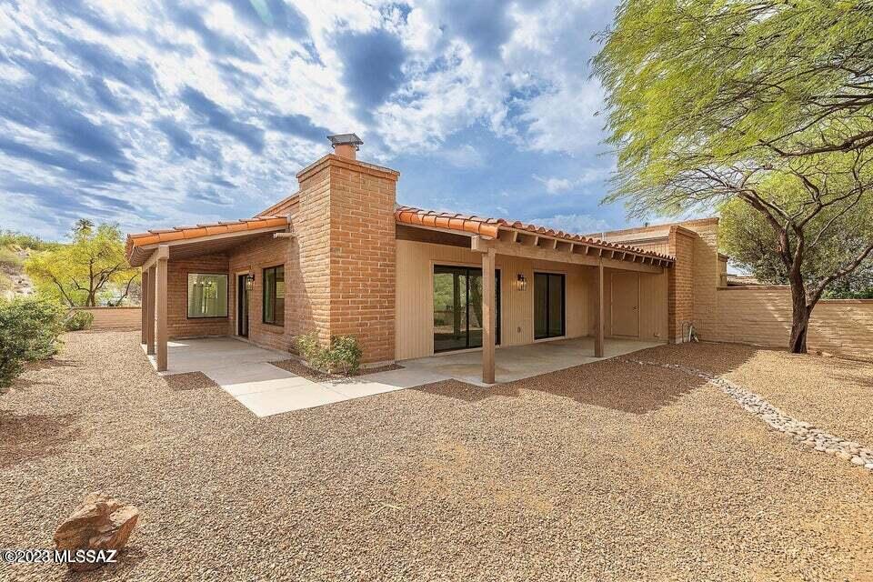Sunrise Ridge Townhomes (1-209) - Residential Lease