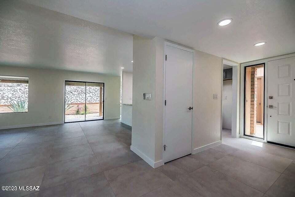 Sunrise Ridge Townhomes (1-209) - Residential Lease