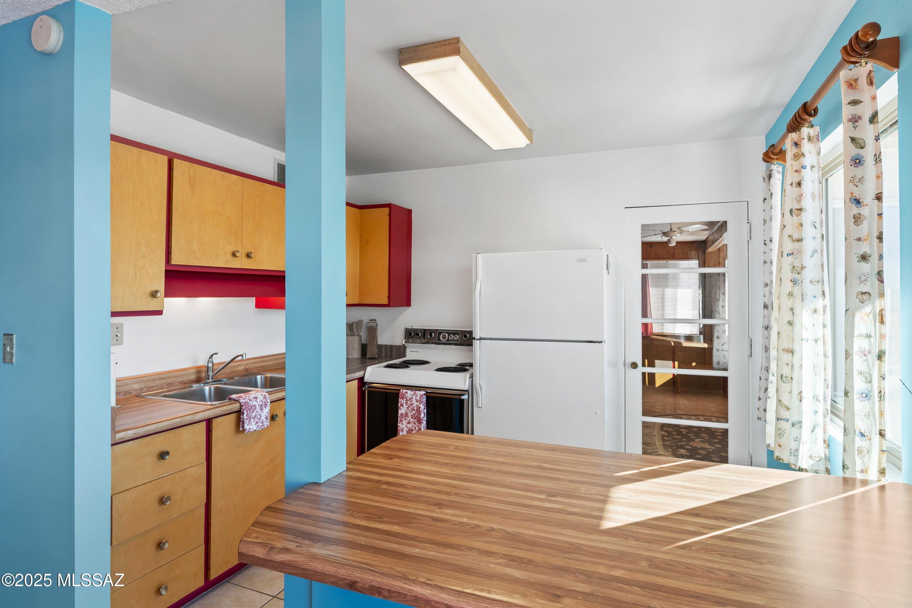 Sherwood Village Terrace (1-85) - Residential