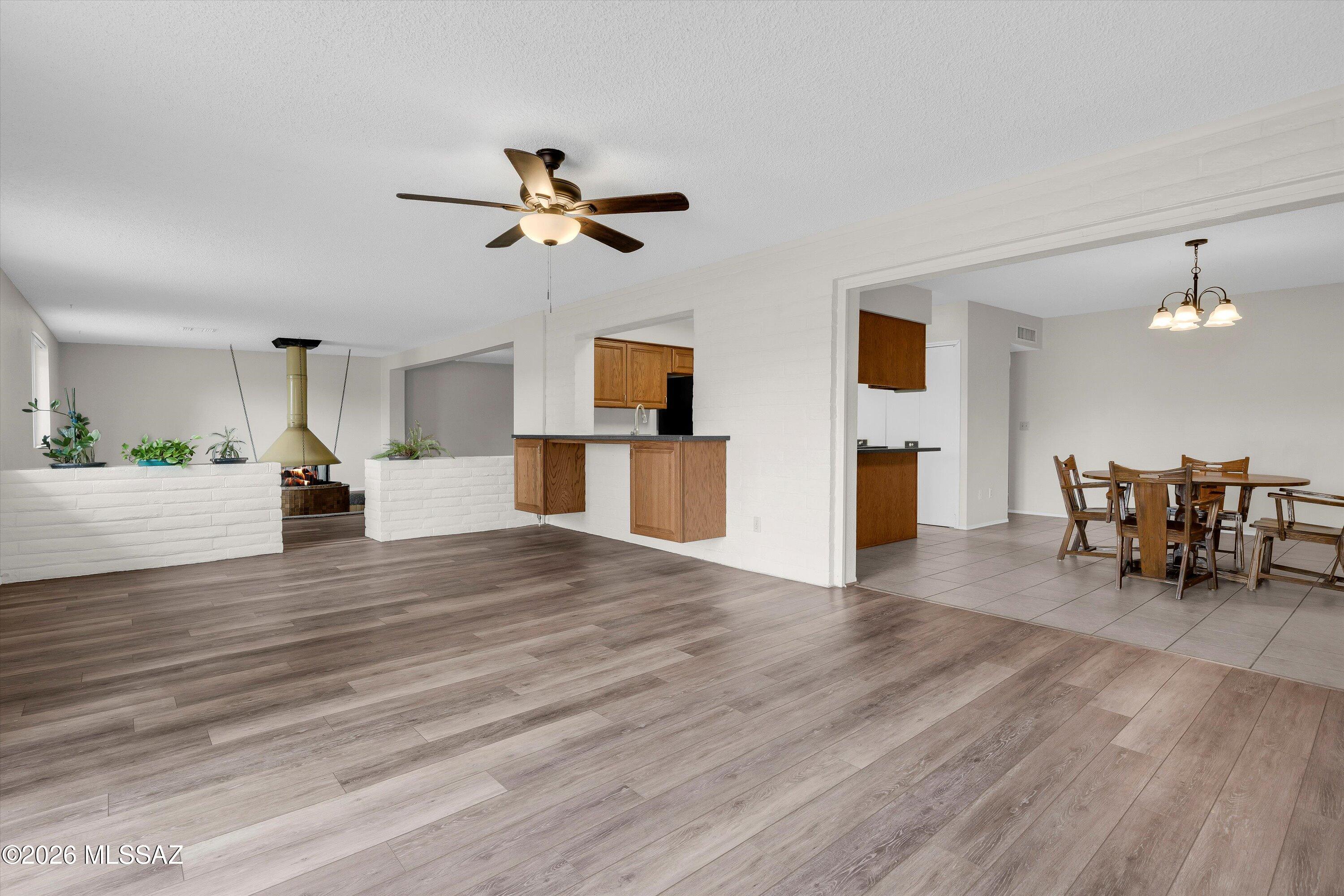 Broadway East No. 4 (1-75) Amended - Residential