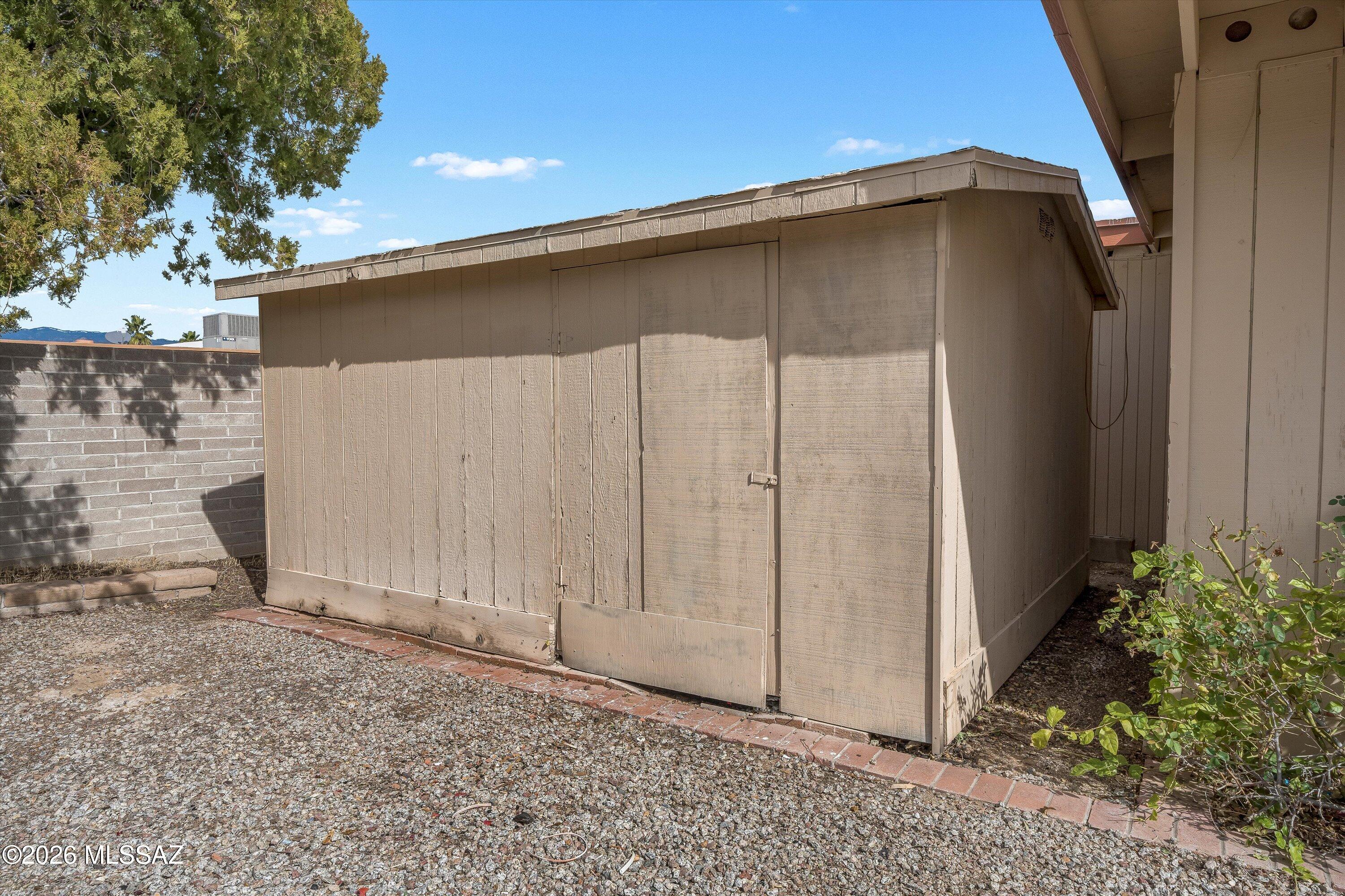 Broadway East No. 4 (1-75) Amended - Residential