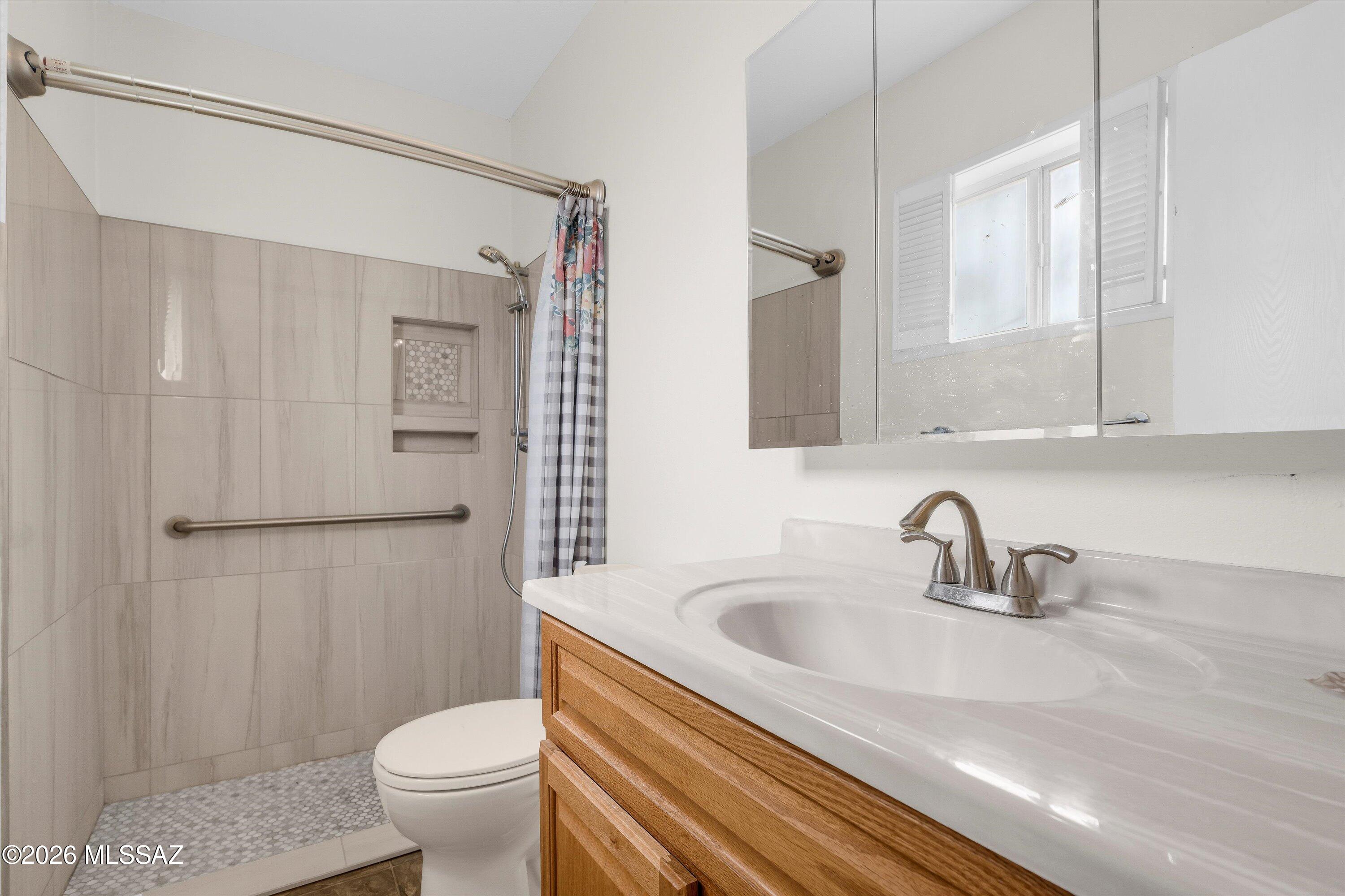Broadway East No. 4 (1-75) Amended - Residential