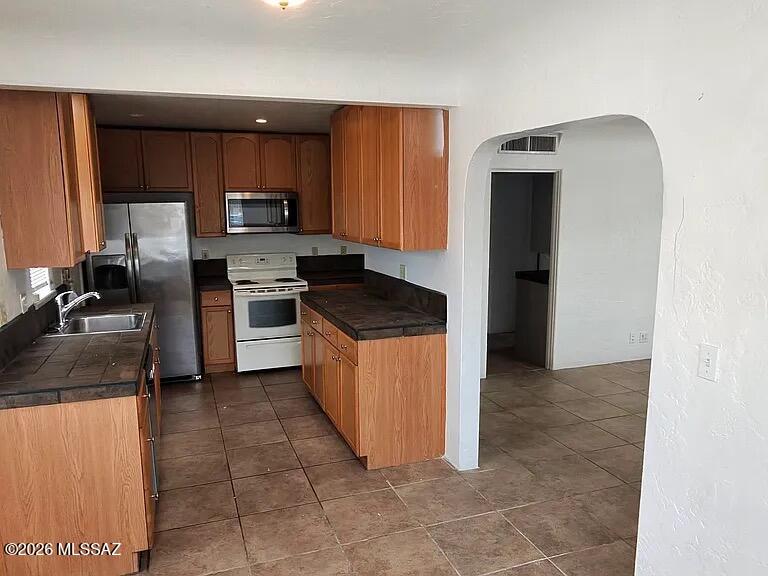 Monterey Add Amended - Residential Lease