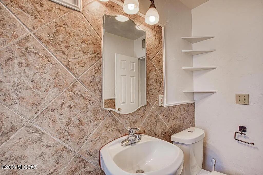 Monterey Add Amended - Residential Lease