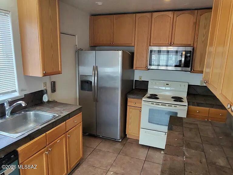 Monterey Add Amended - Residential Lease