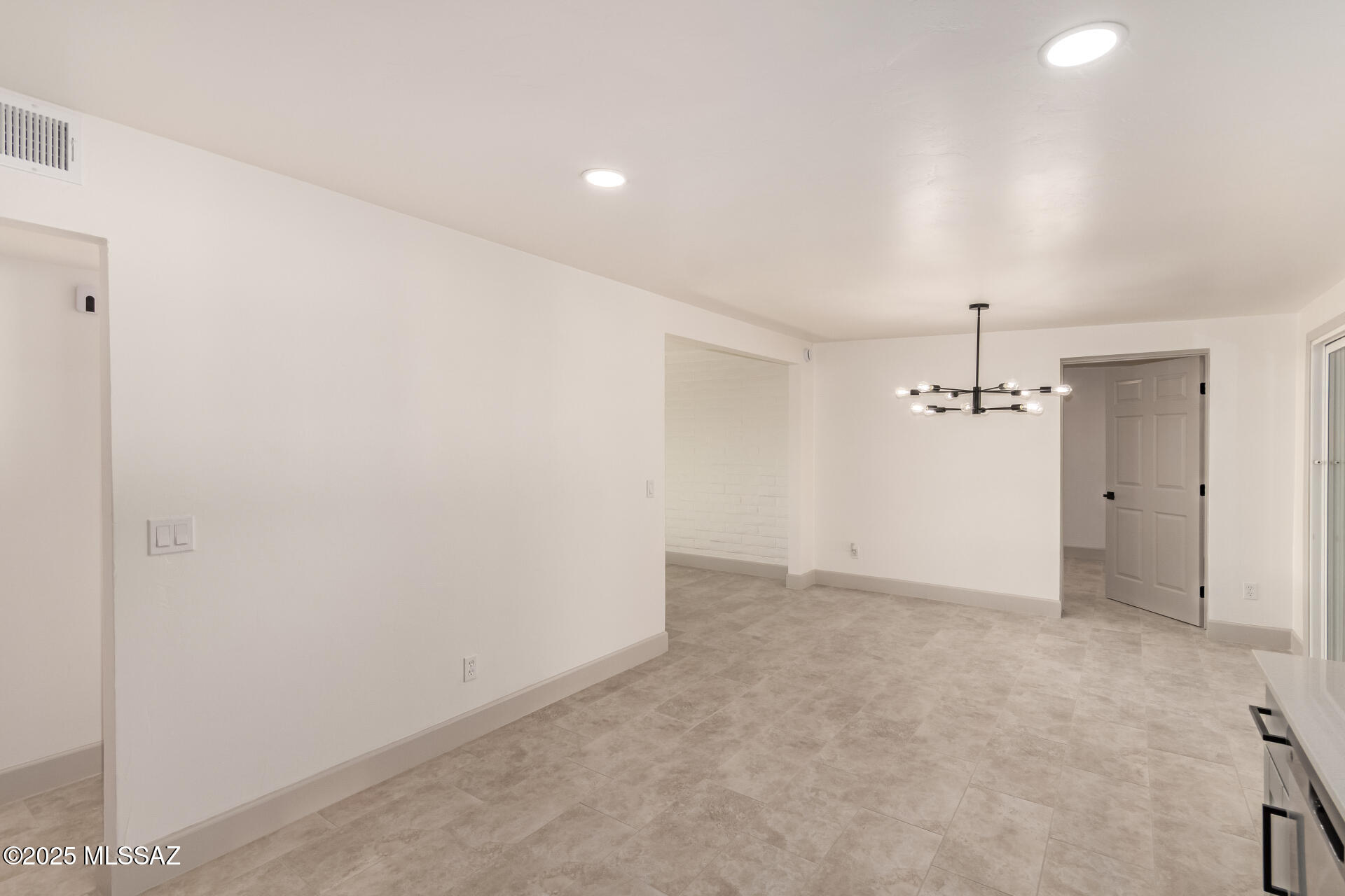 Casas Adobes Park (94-194) - Residential