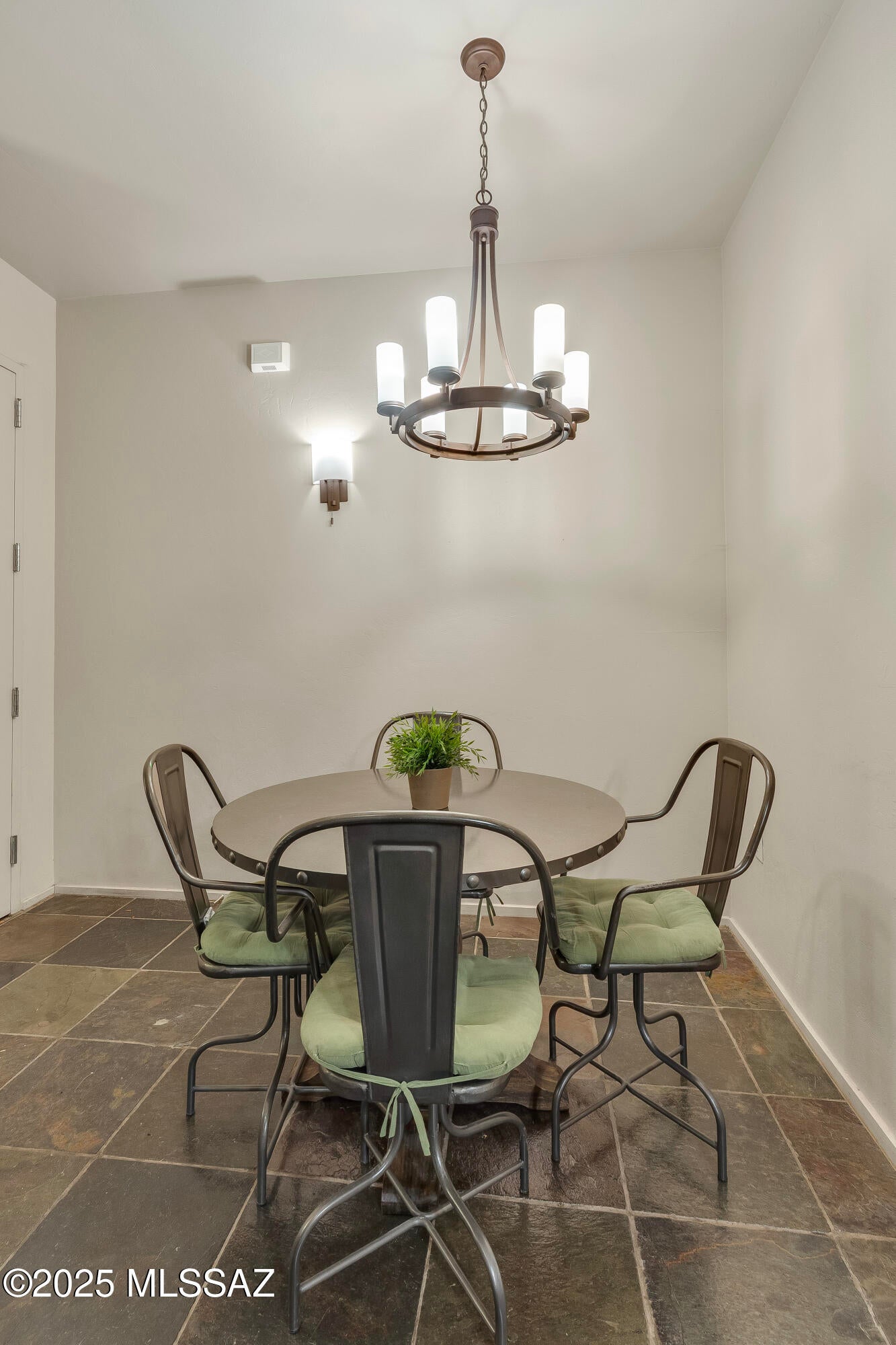 Placita Escondida Bldgs 18-20 Units 1-204 - Residential