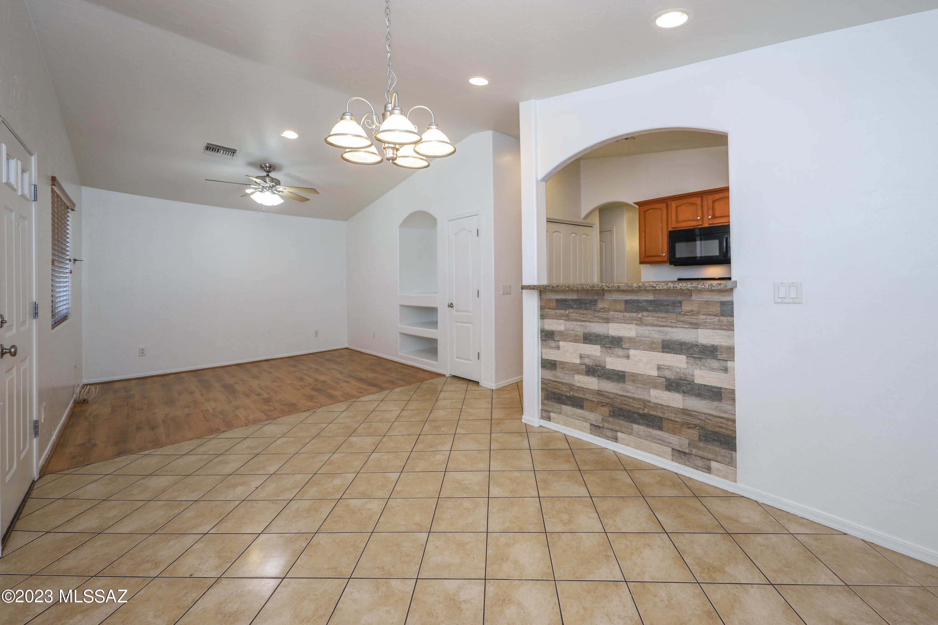 Bantam Estates (1-30) - Residential Lease