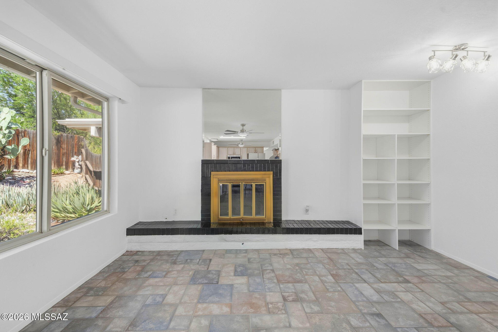Rancho Sierra (147-298) - Residential