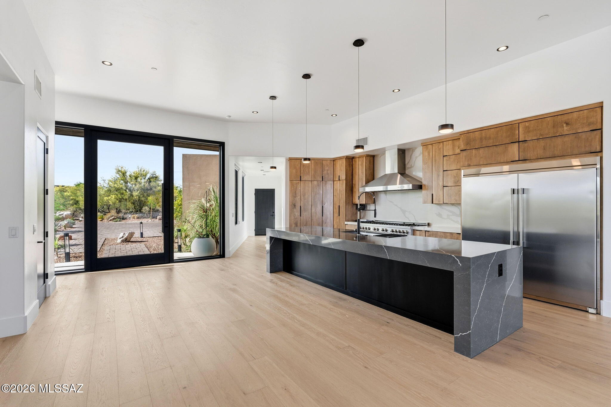Honey Bee Ridge(The Estates At) - Residential