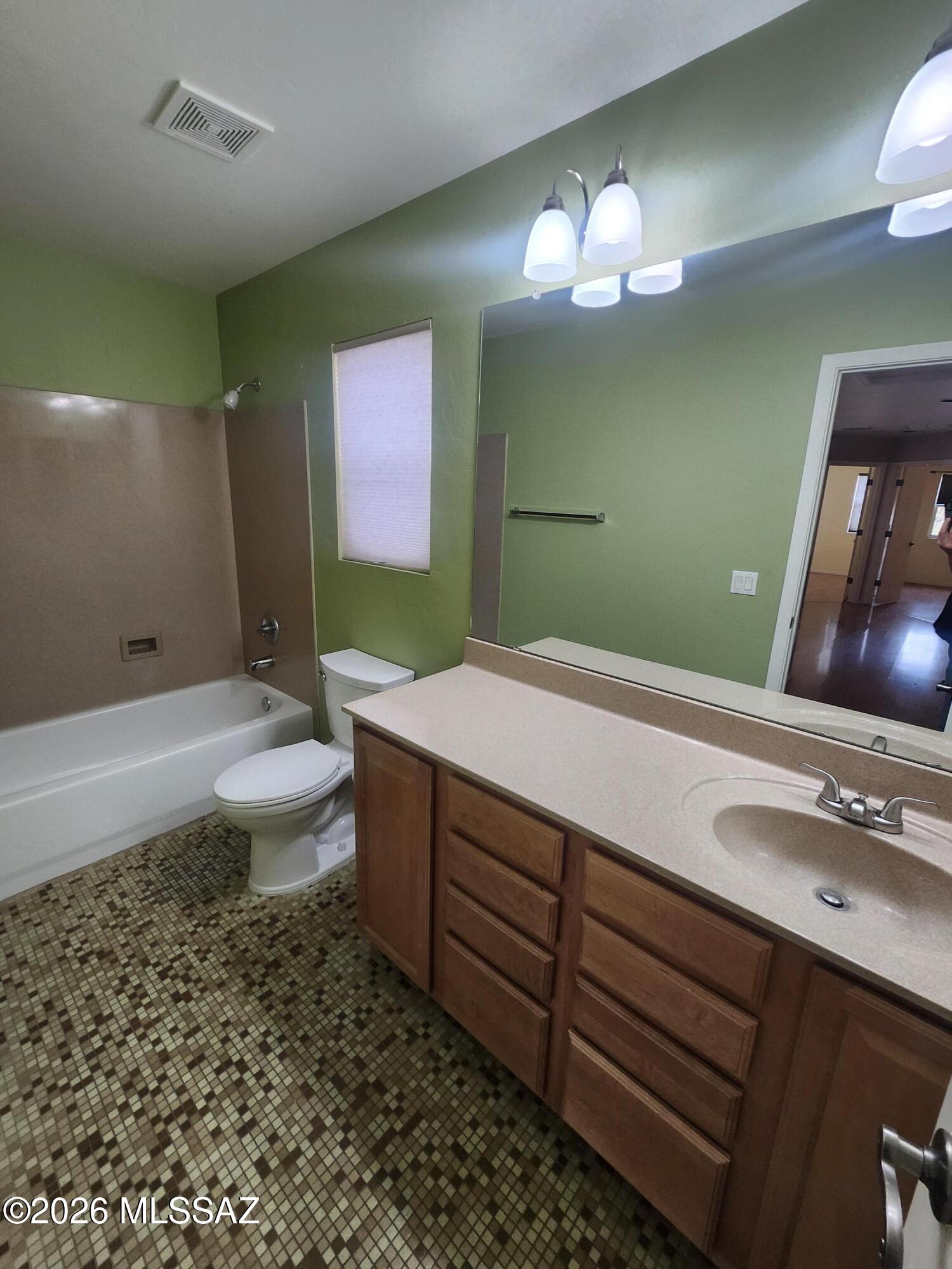 Catalina Vistas - Residential Lease