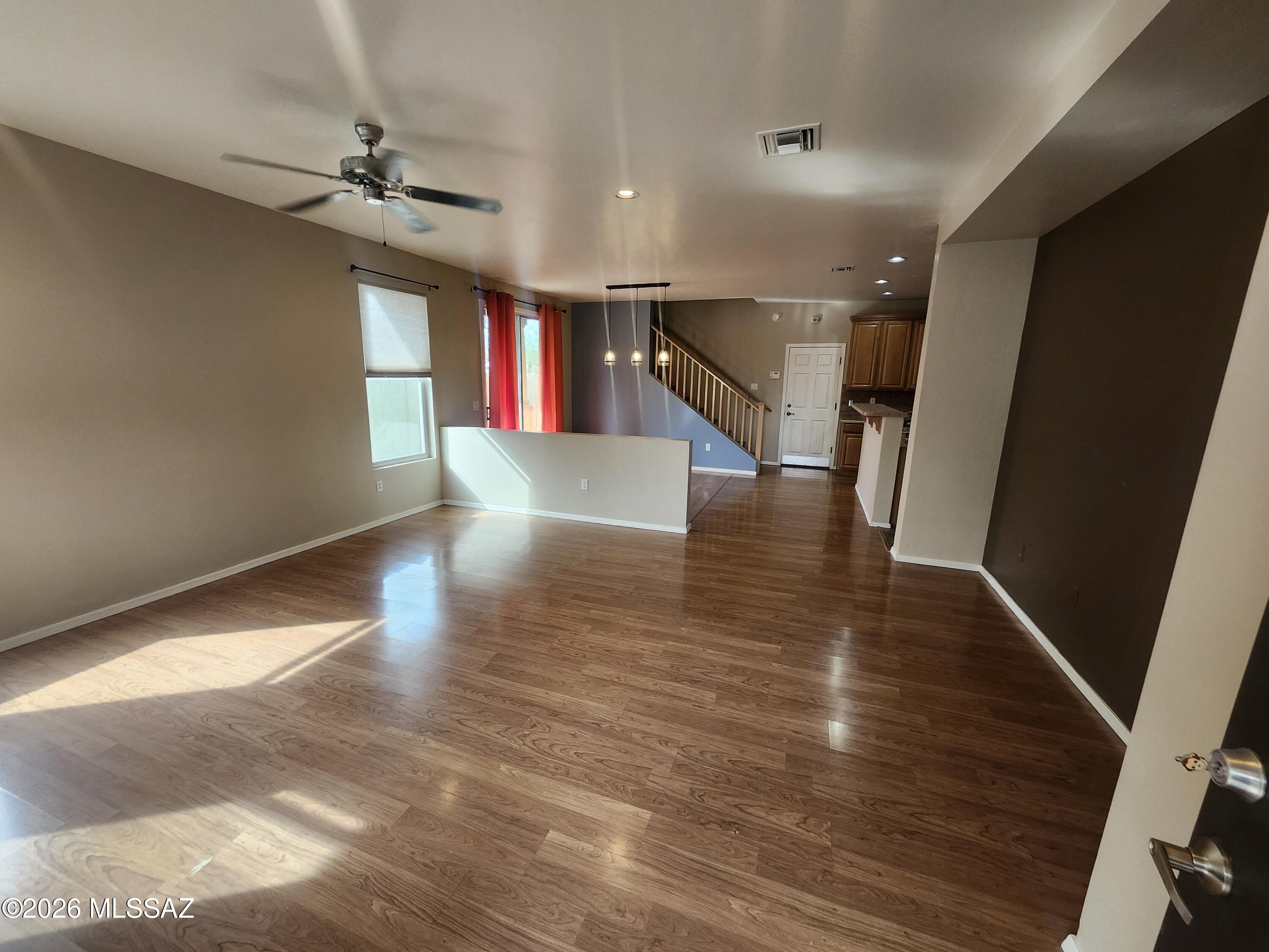 Catalina Vistas - Residential Lease