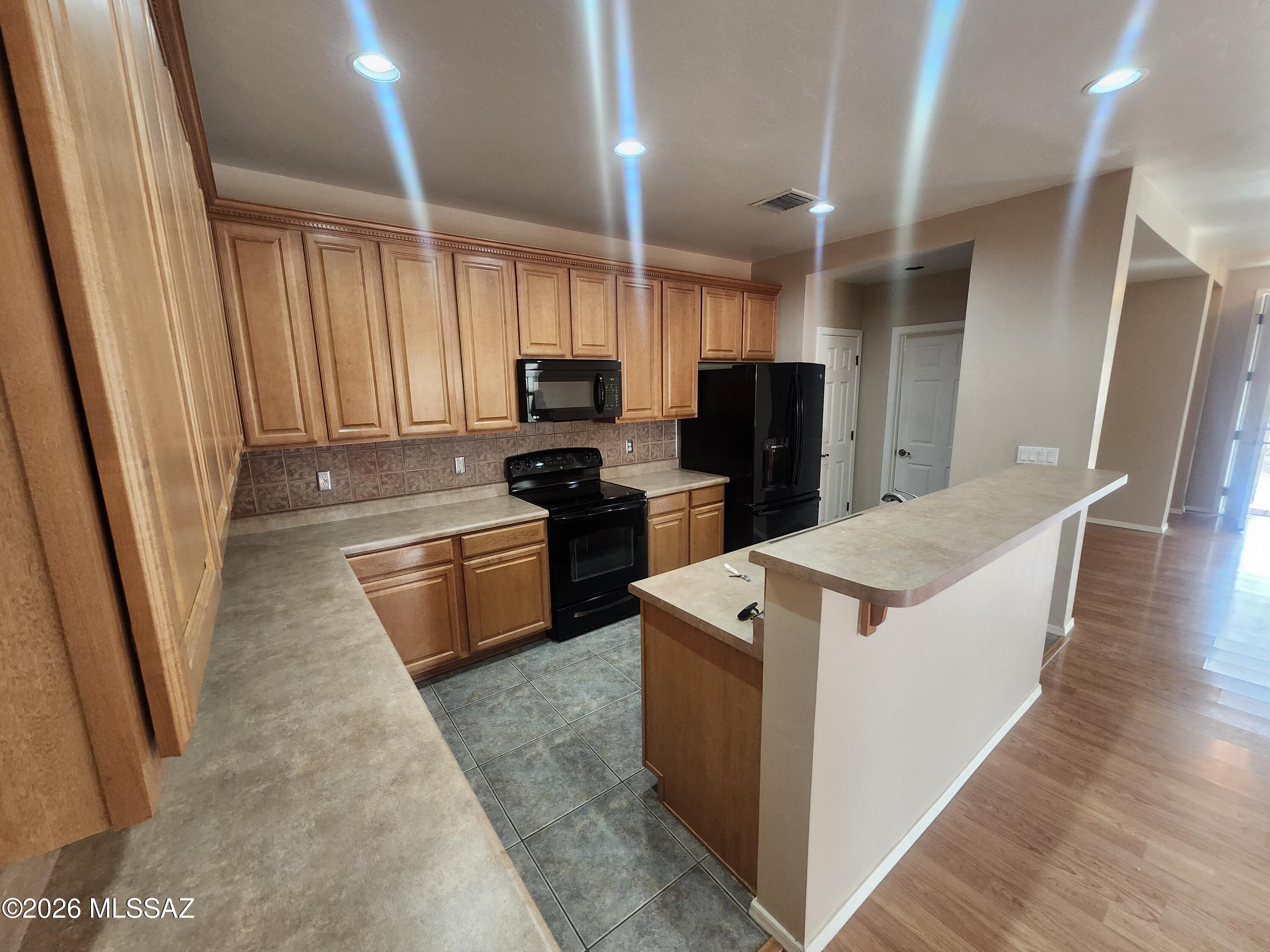 Catalina Vistas - Residential Lease