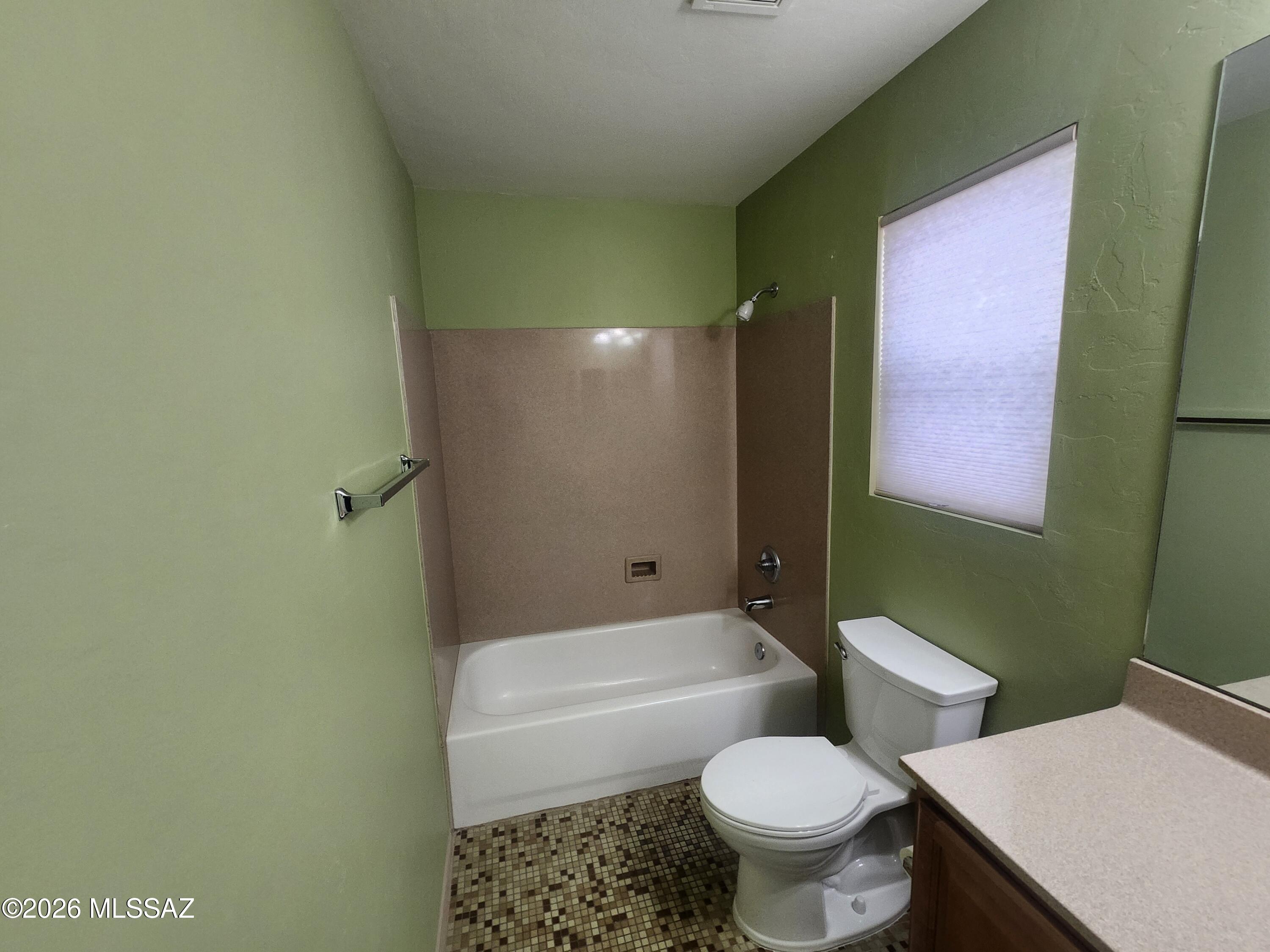Catalina Vistas - Residential Lease