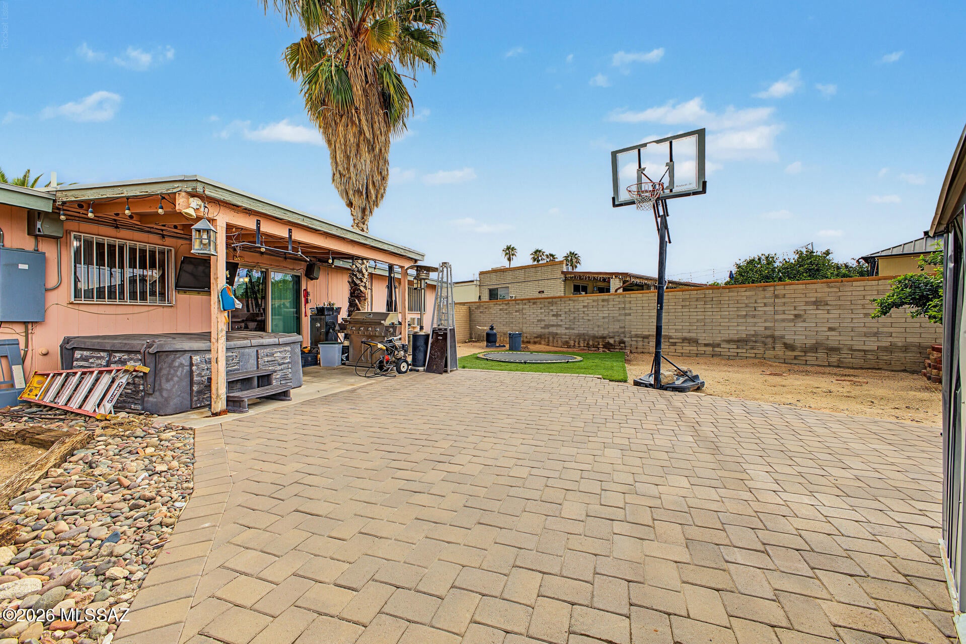 Sahuaro Vista (1-21) - Residential