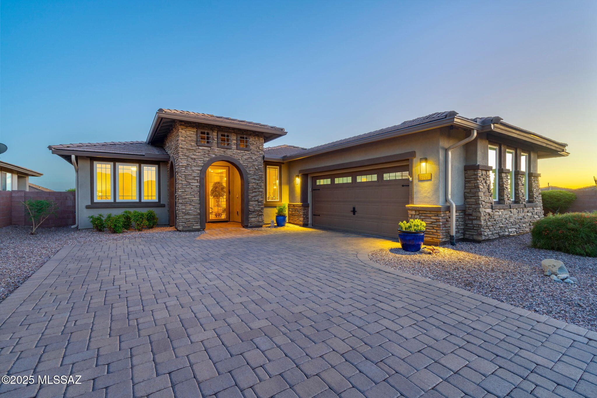 Golden Barrel Place At Dove Mountain SQ20141710079 - Residential