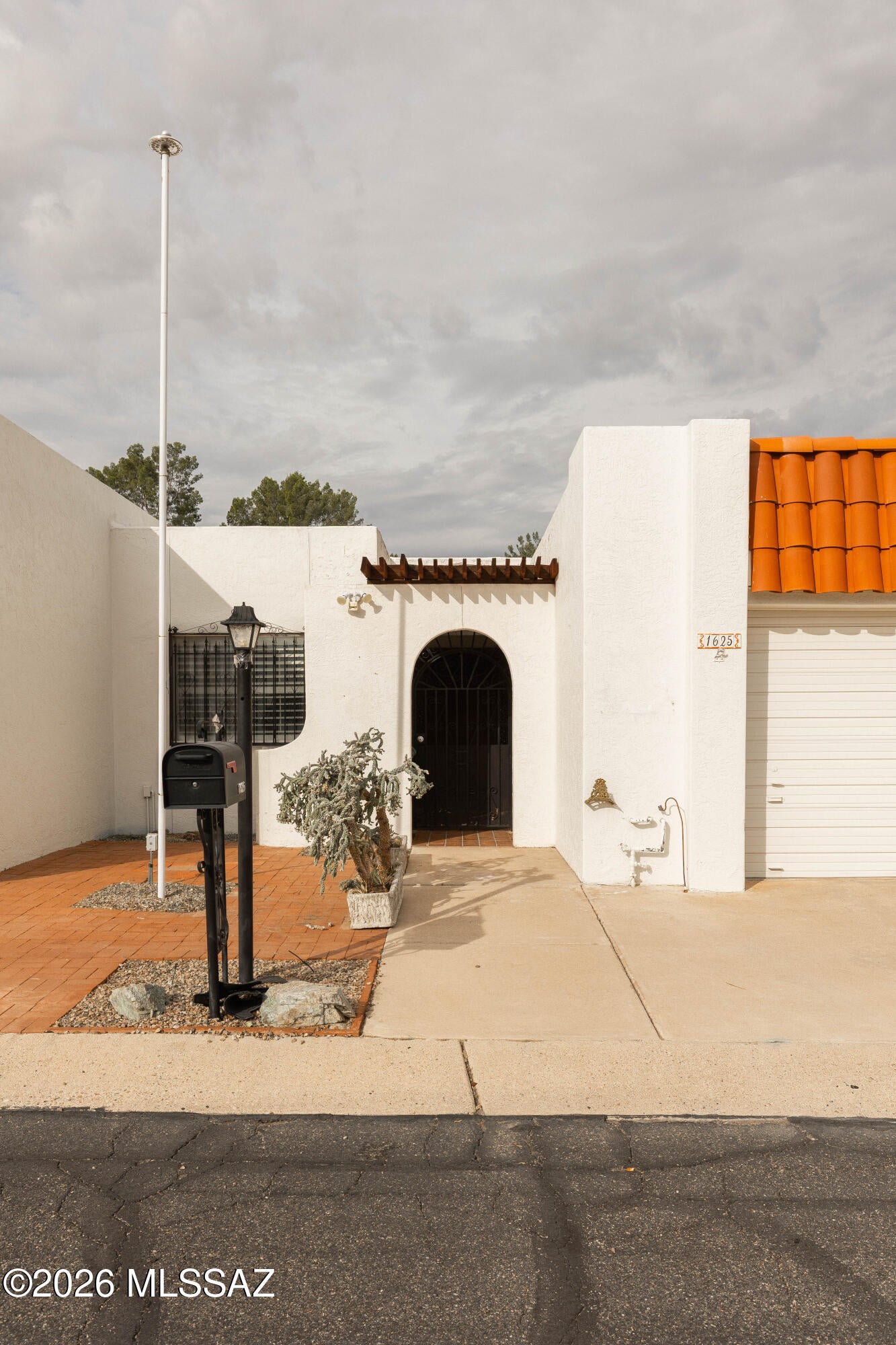 Dorado Country Club Estates 2 (1-14) - Residential