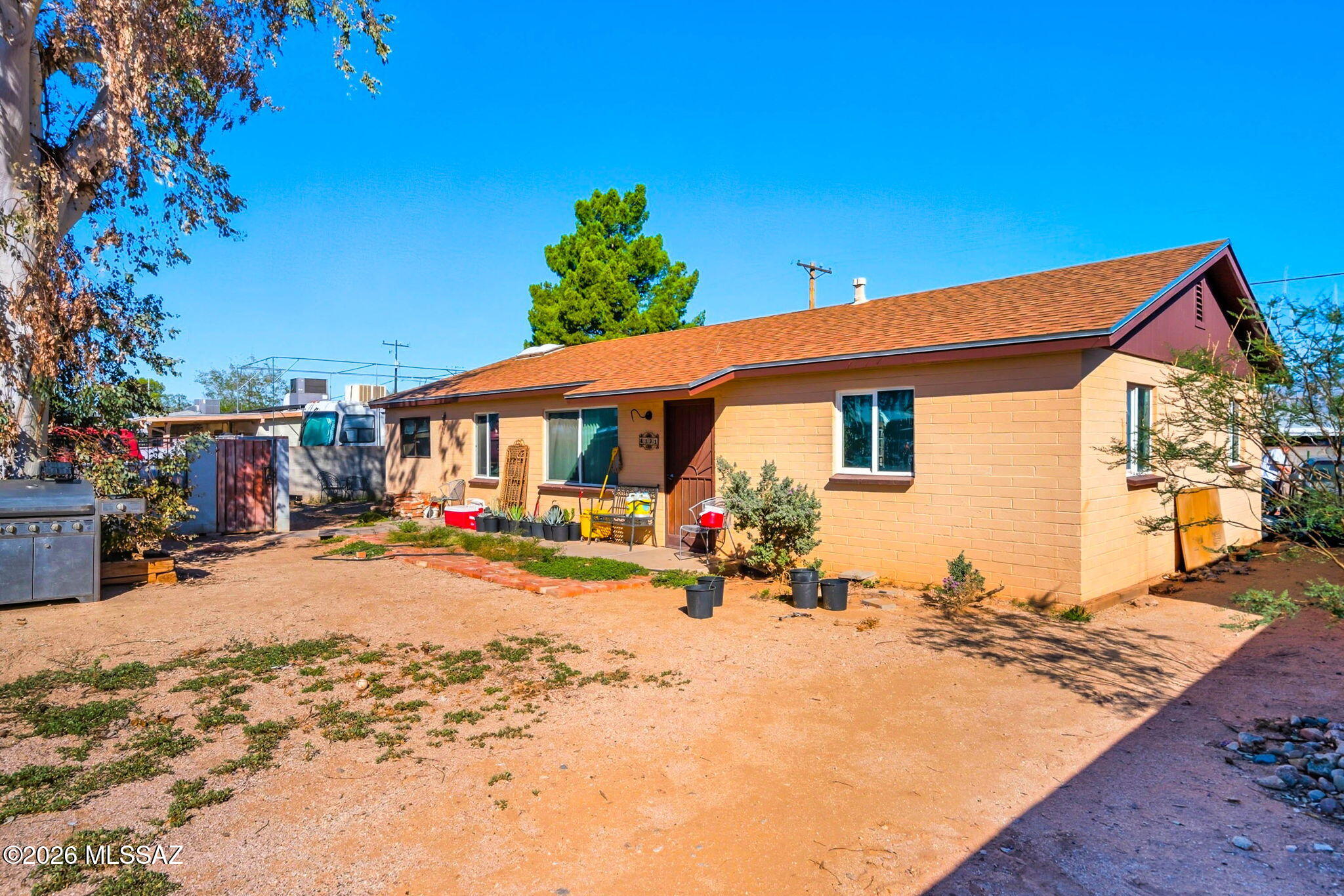 Seller may assist with rate buy-down, closing costs, or concessions with an acceptable offer. Great opportunity for added affordability. Bring your best offer. Investor opportunity with strong upside, ideal short-sale acquisition. This fully remodeled 4-bed, 2-bath home includes a versatile 6x14 utility room, offering added value and flexible use. Interior upgrades feature modern finishes, updated countertops, and a chef-grade gas range with vent hood, complemented by abundant cabinetry and a functional butler's pantry. Two bedrooms include walk-in closets, enhancing rental and resale appeal. Exterior highlights include no HOA, ample space for gated RV parking, and attractive mountain views. Located near schools, retail, and major amenities.
