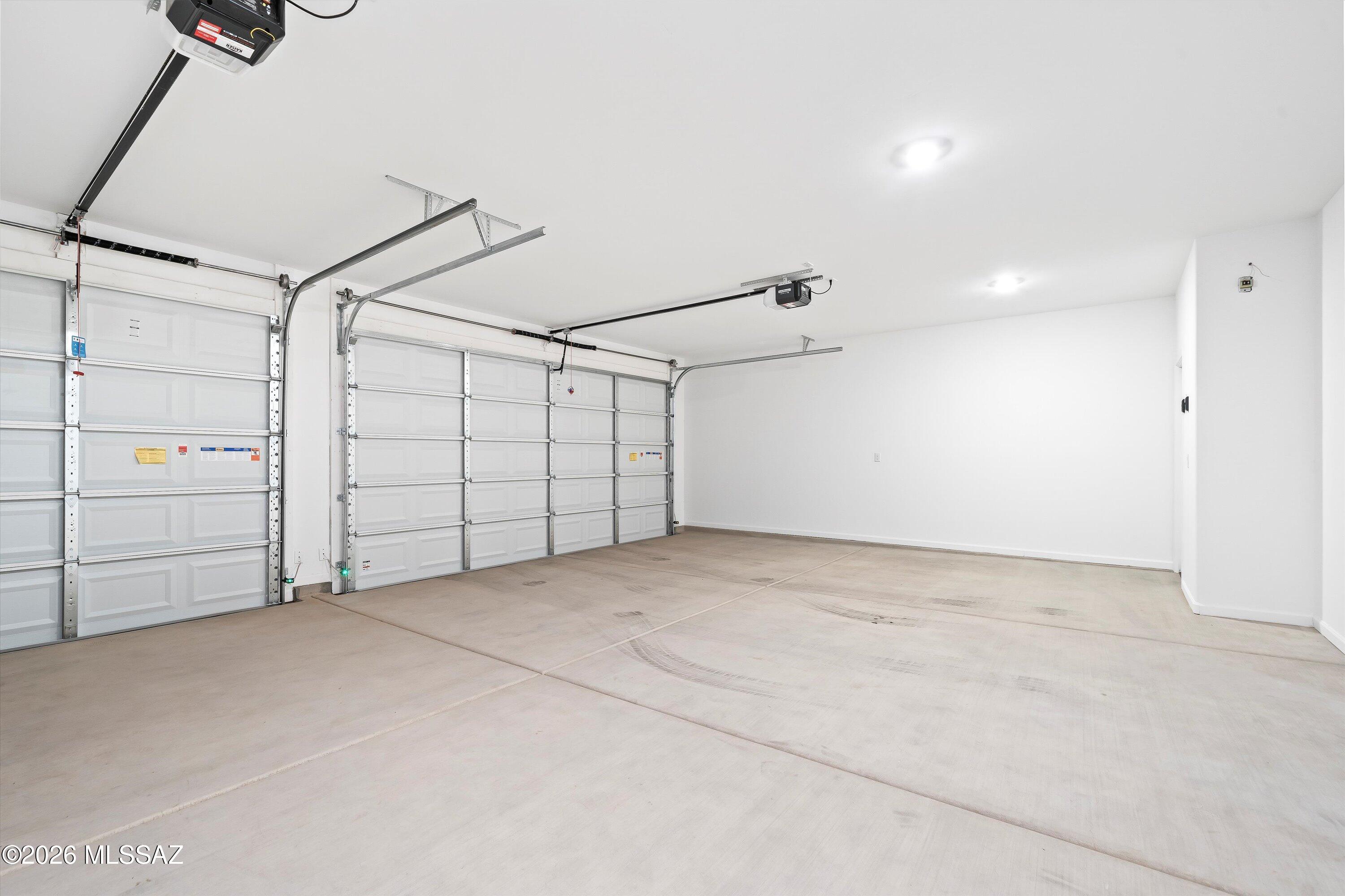 La Estancia De Tucson (1-330) - Residential Lease