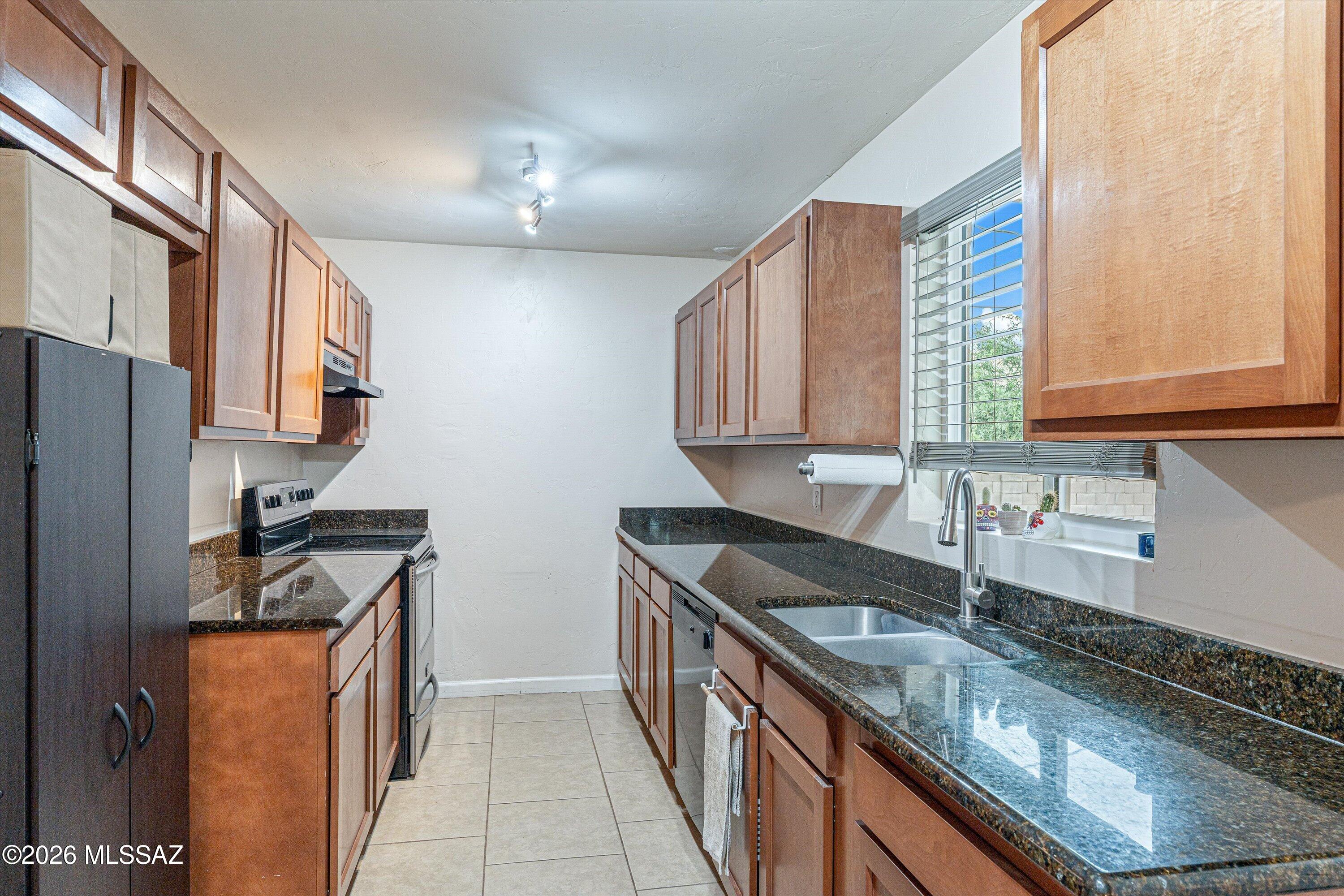 Del Monte Village - Residential