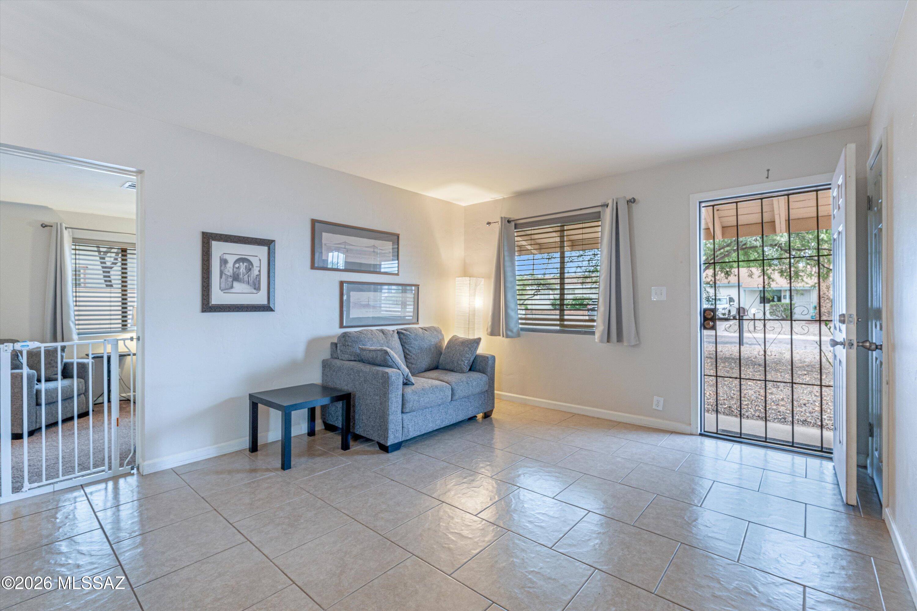Del Monte Village - Residential