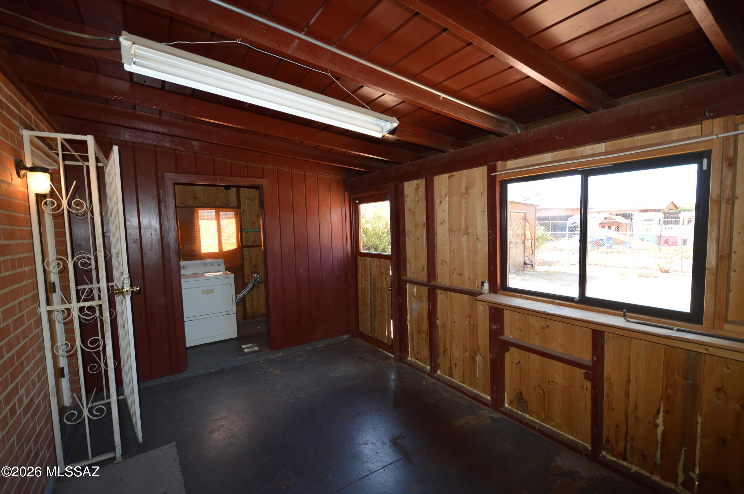 Maryvale Manor - Residential Lease