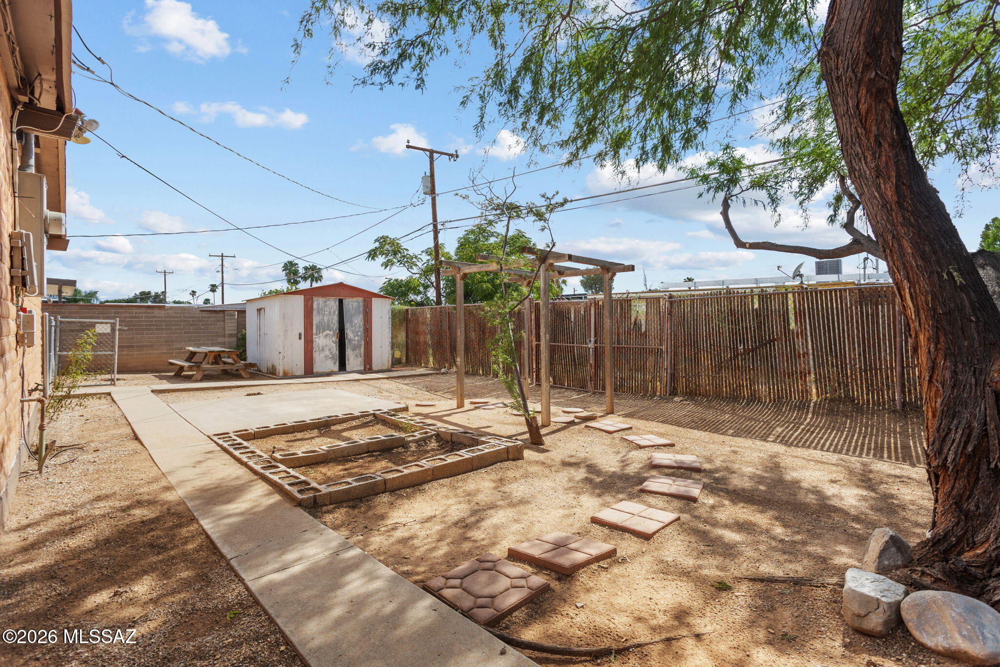 Vista Del Prado NO. 4 (1-39) - Residential