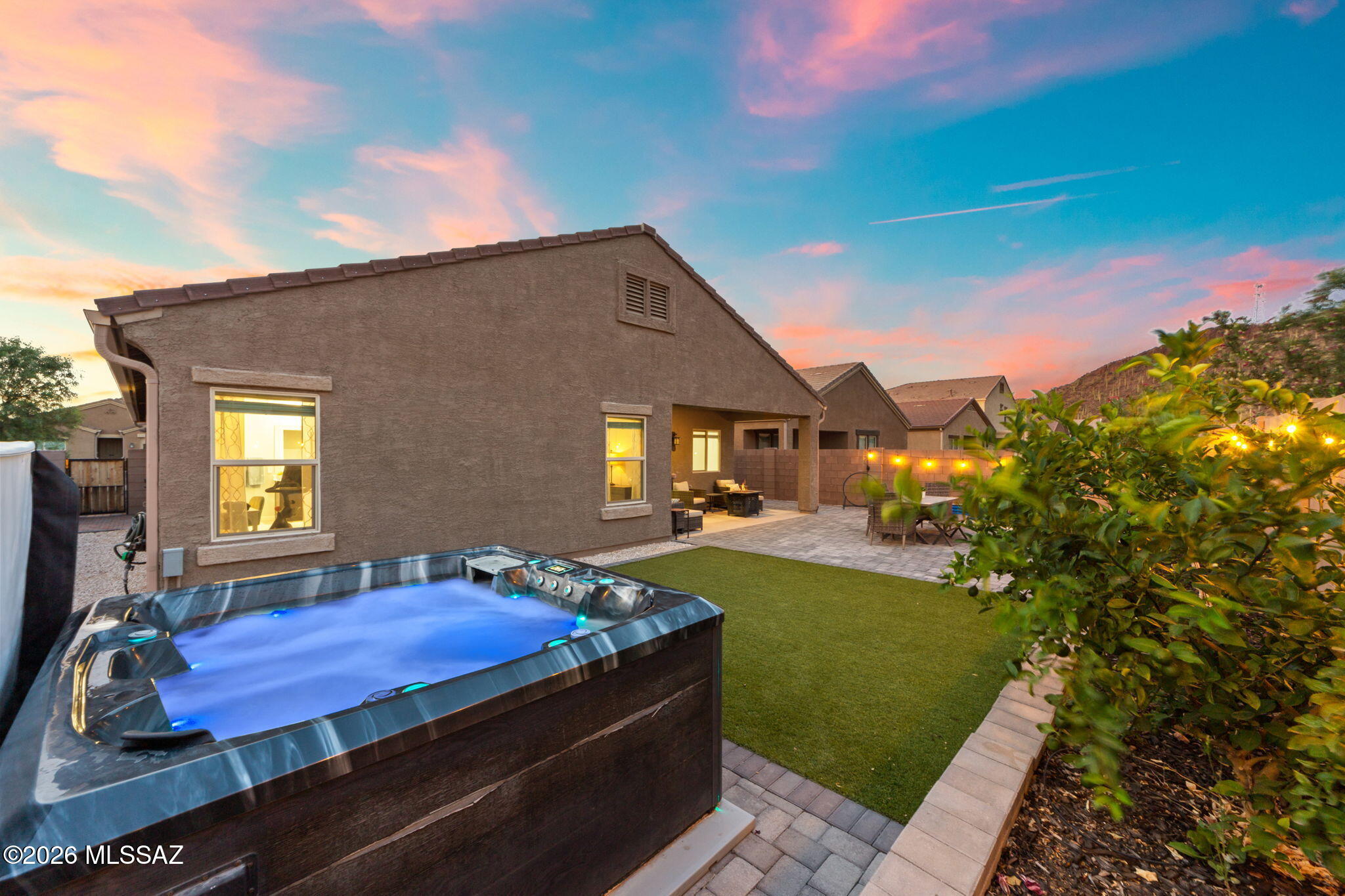 Saguaro Bloom 7B - Residential