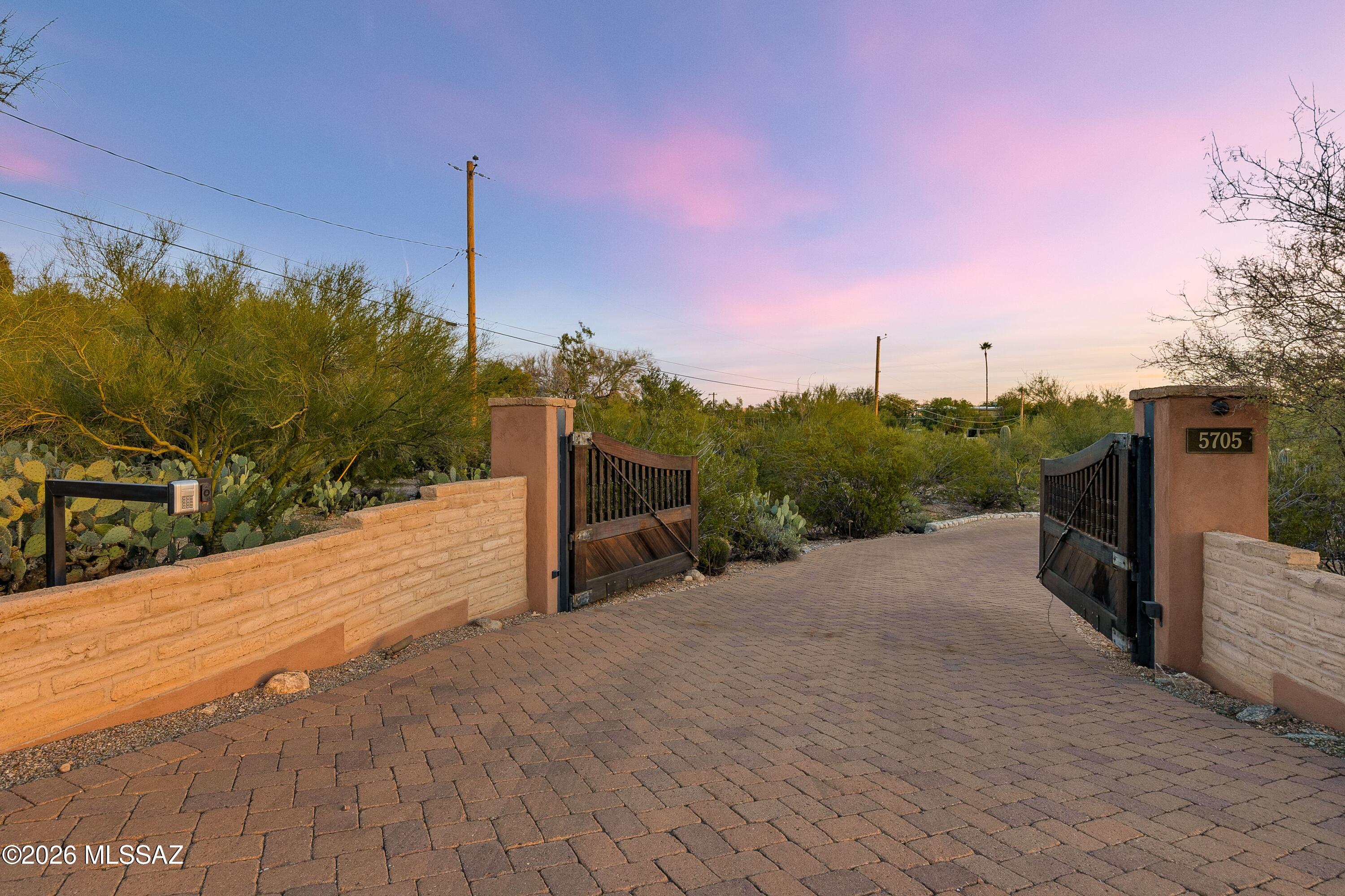 Oracle Foothills Estates NO. 2 - Residential