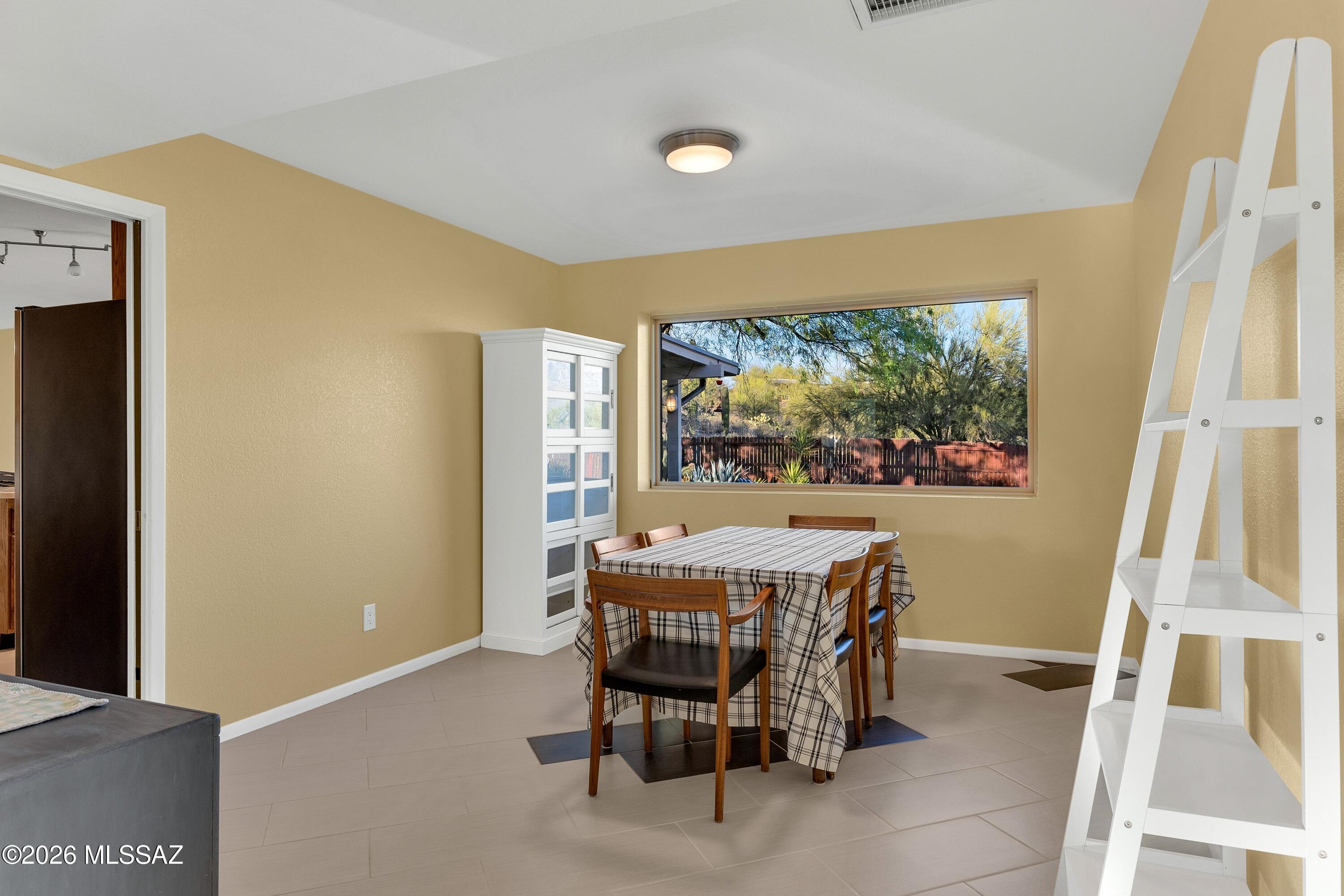 Rancho Feliz (442-647) - Residential