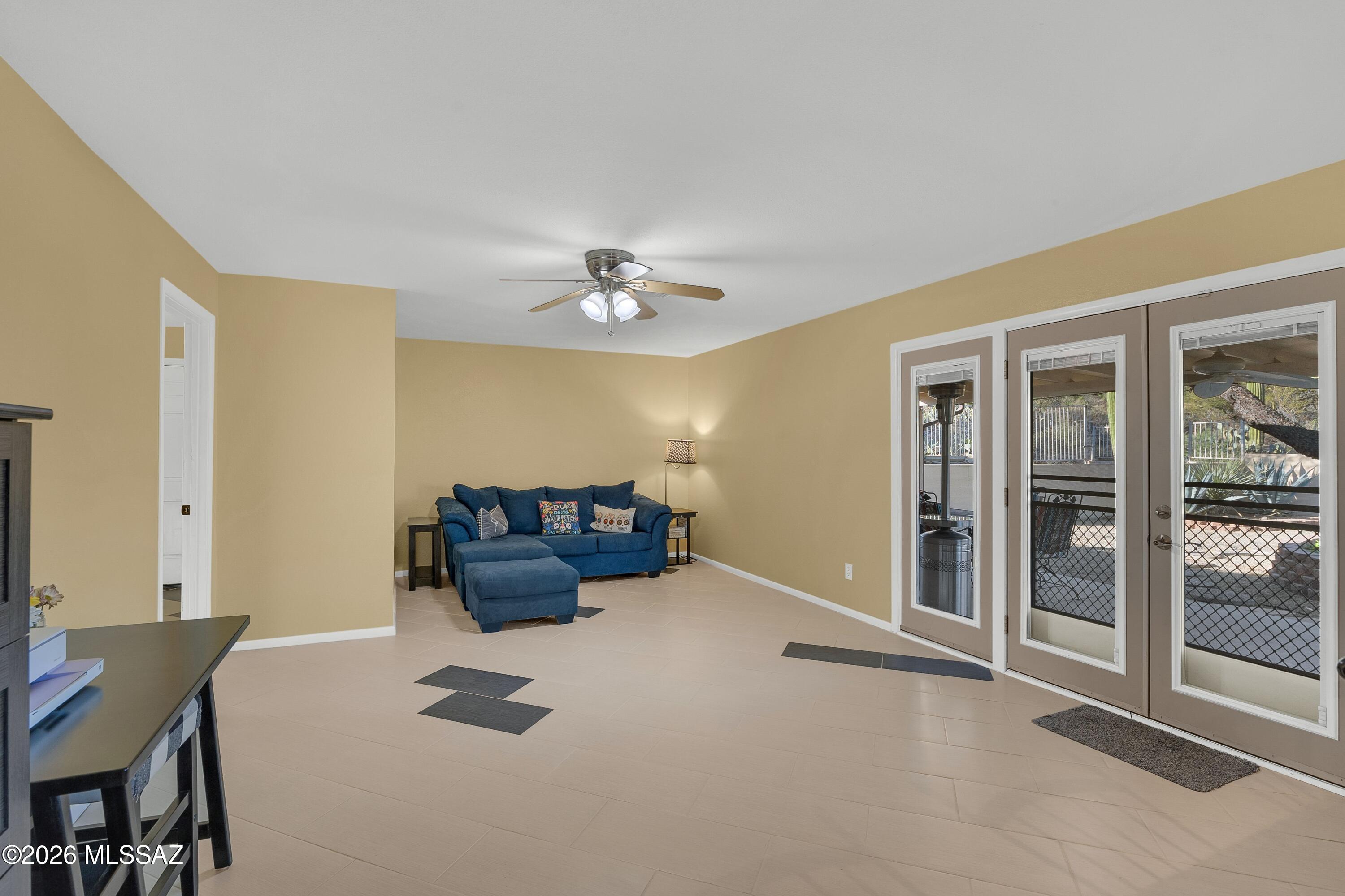 Rancho Feliz (442-647) - Residential