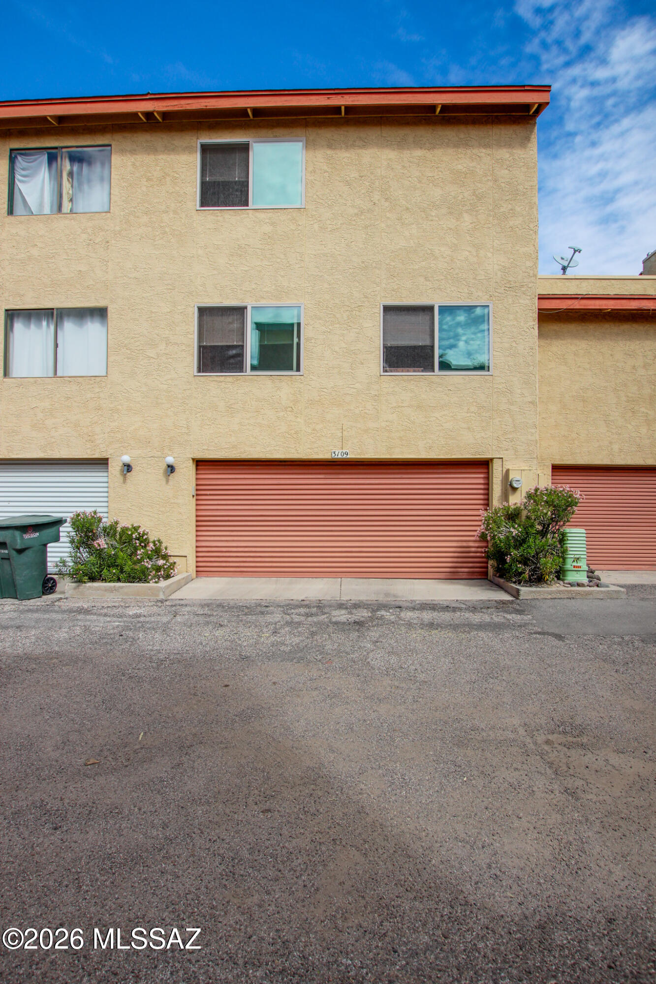 Racquet Club Village - Residential