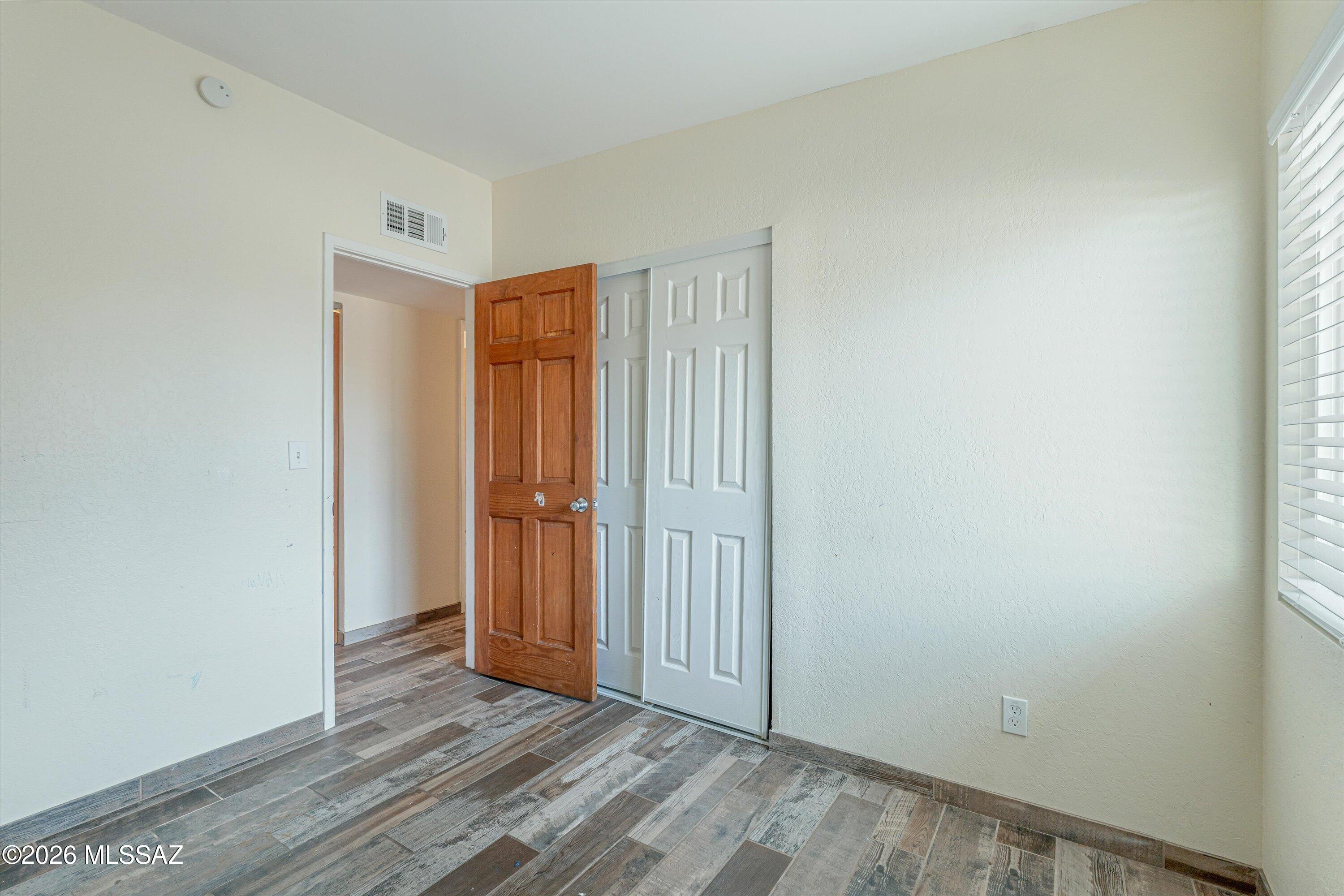 North Point Terrace (1-255) - Residential