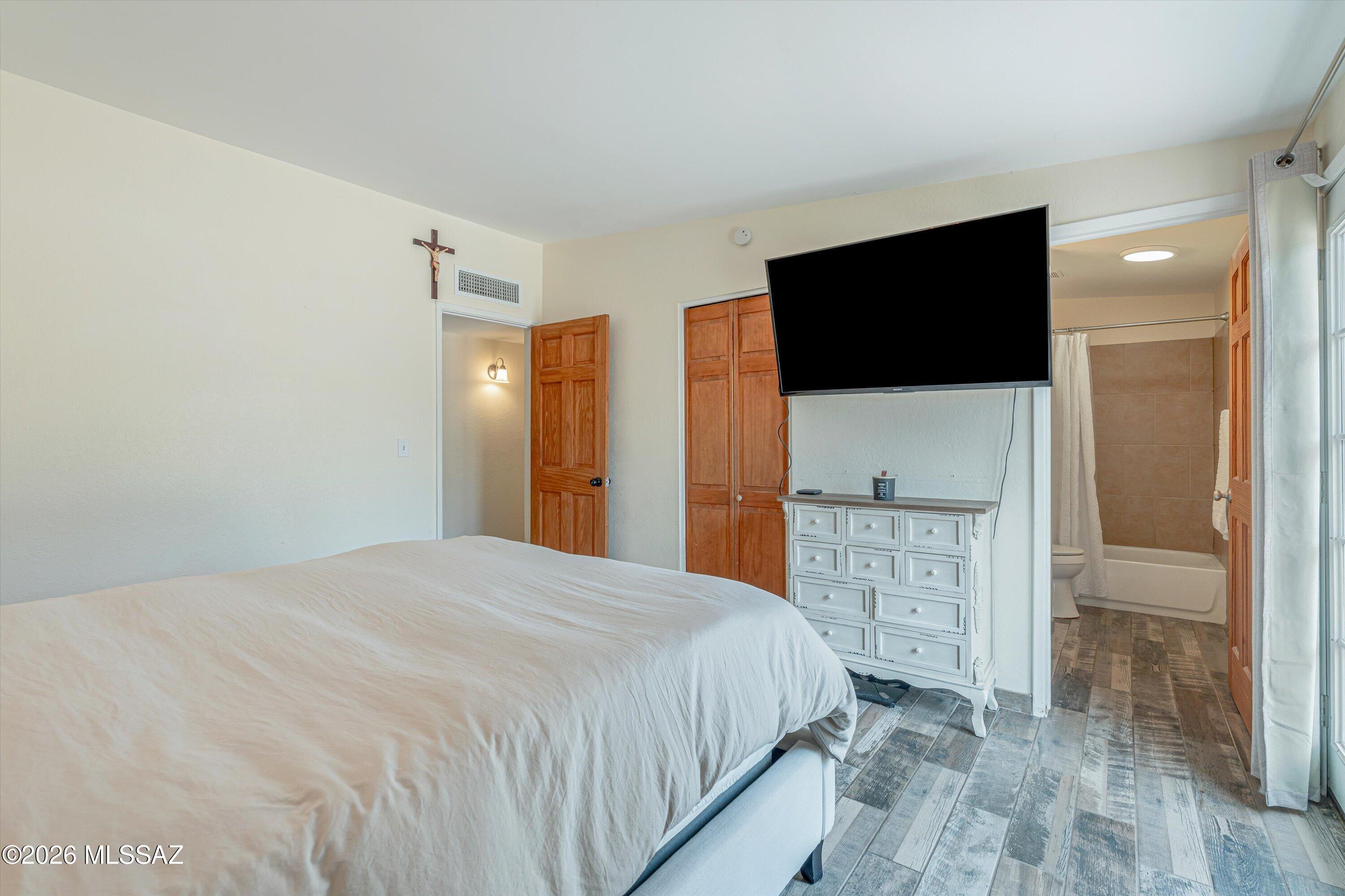 North Point Terrace (1-255) - Residential
