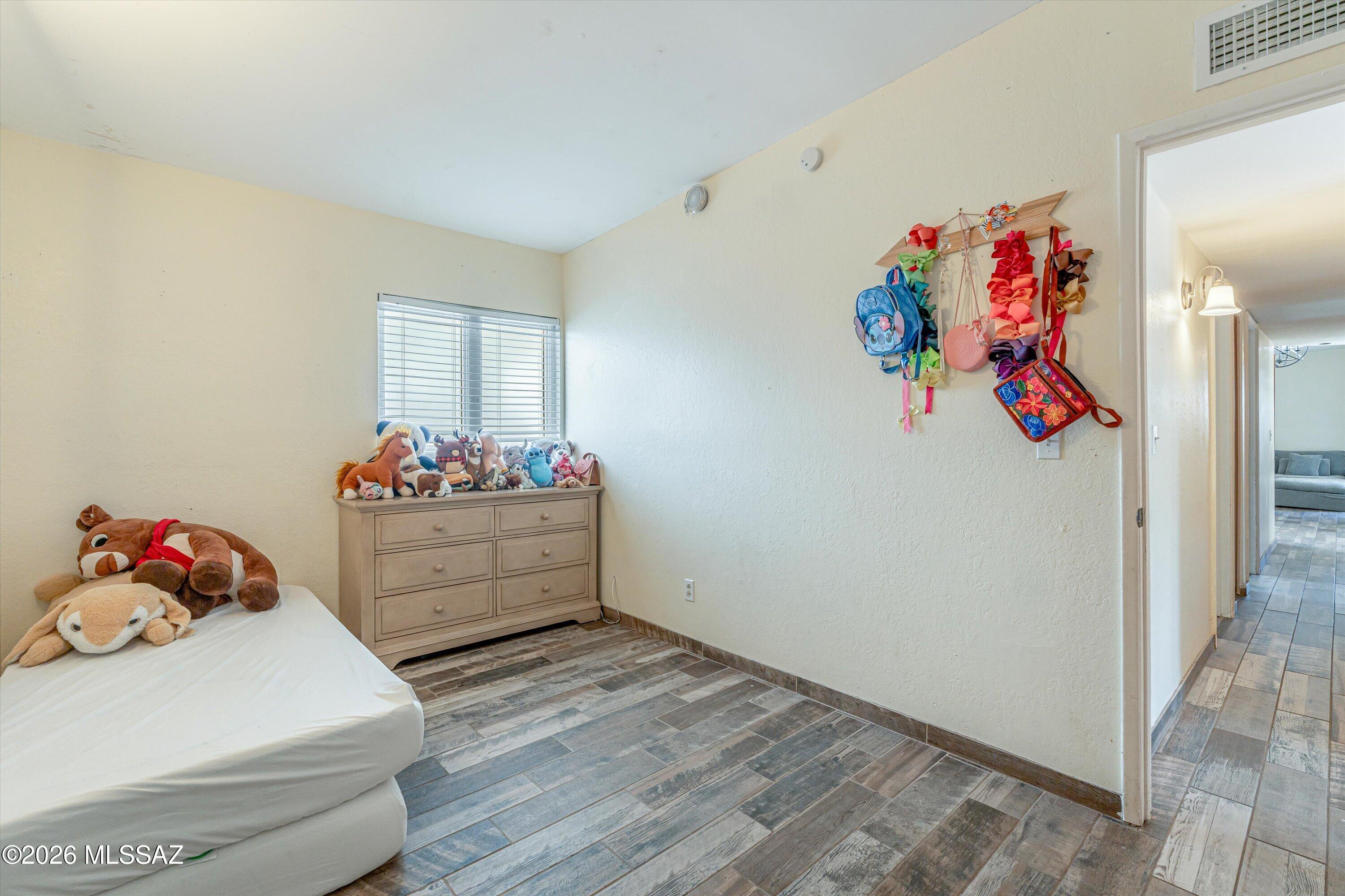 North Point Terrace (1-255) - Residential
