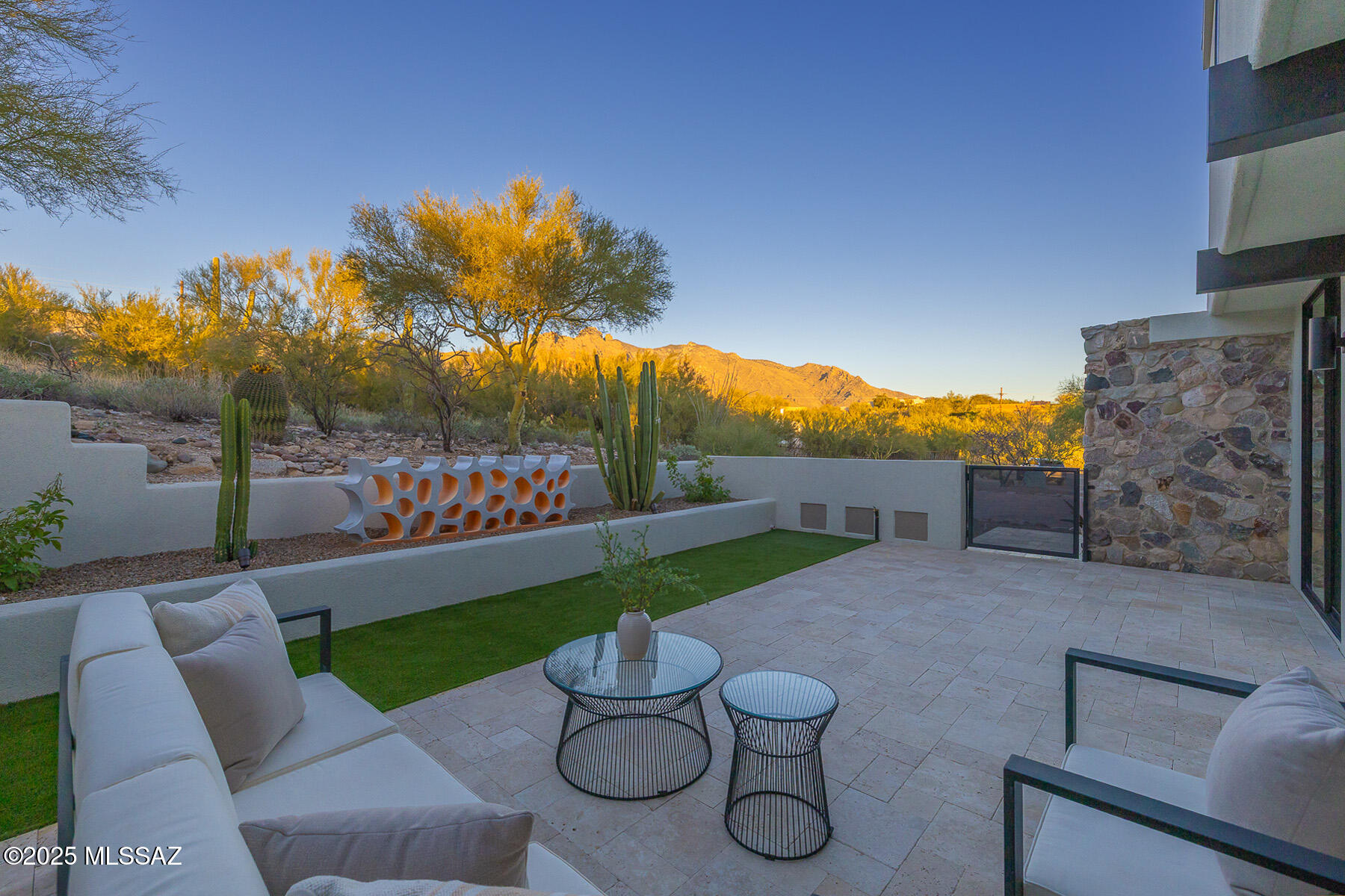 Santa Catalina Estates NO. 4 (1-180) - Residential
