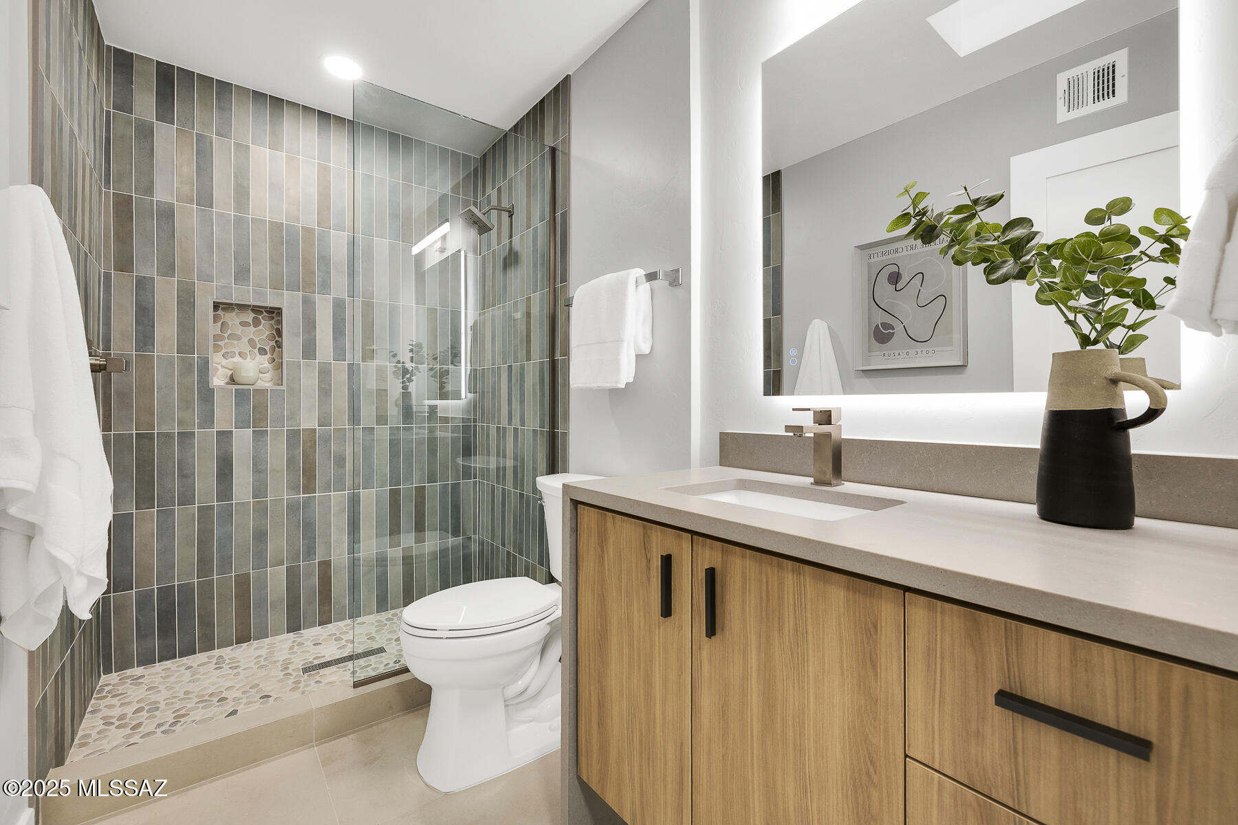 Santa Catalina Estates NO. 4 (1-180) - Residential