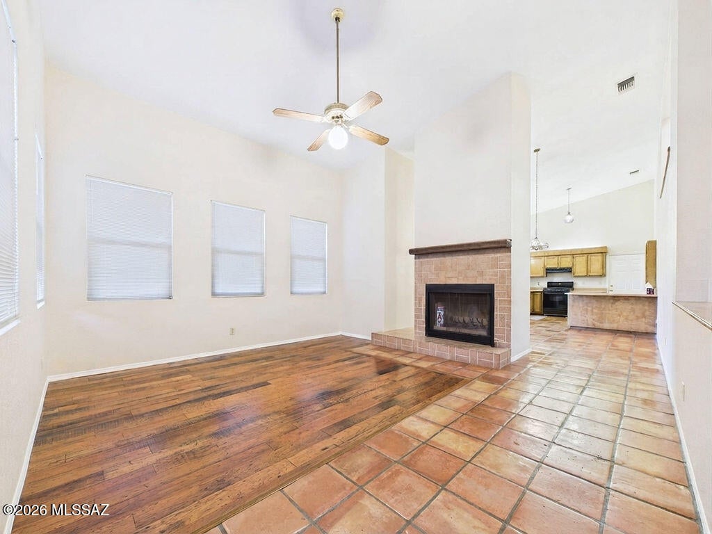 Del Cerro Estates 2 (1-35) - Residential