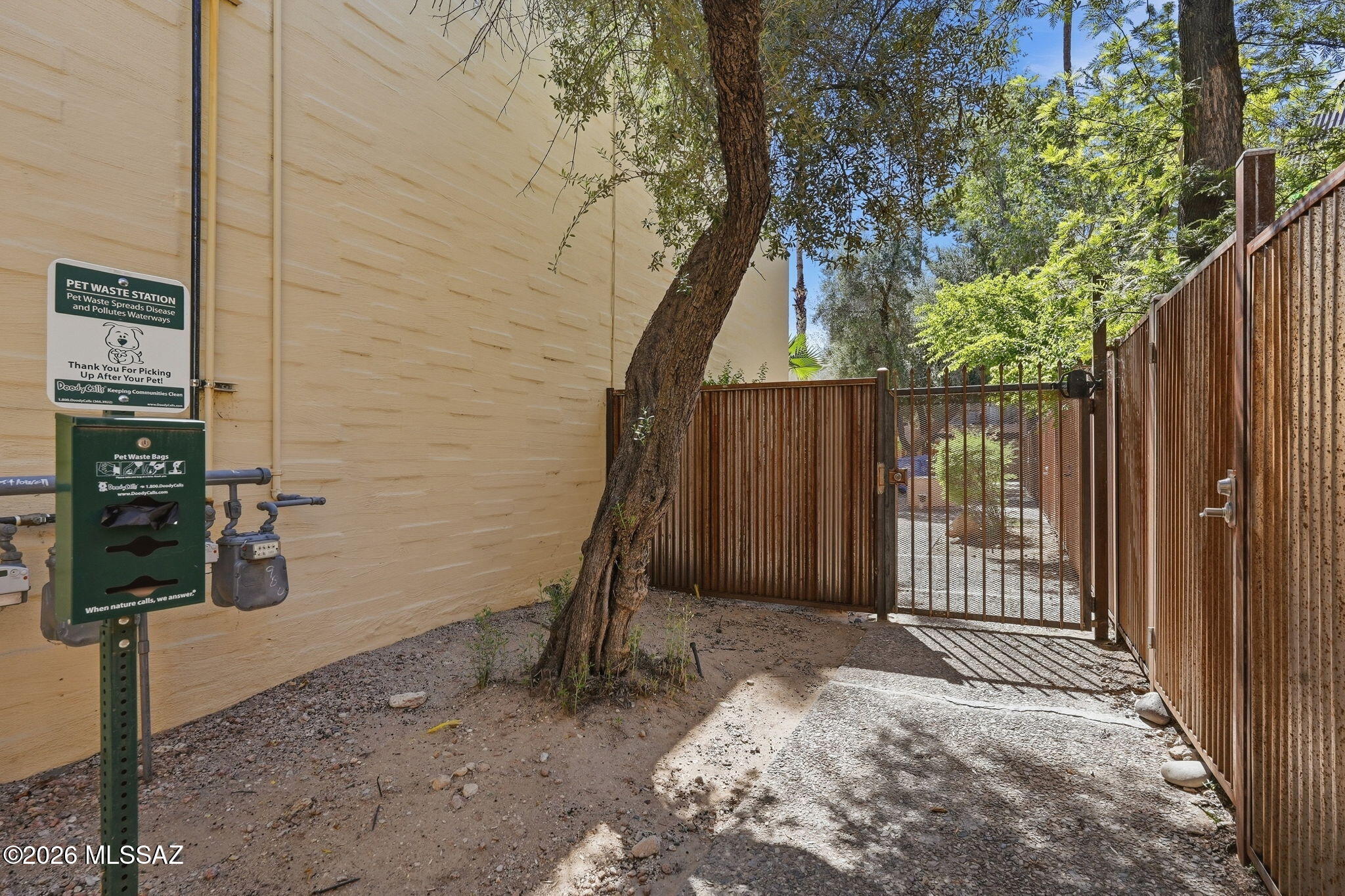 Villa Paraiso (1-67) - Residential