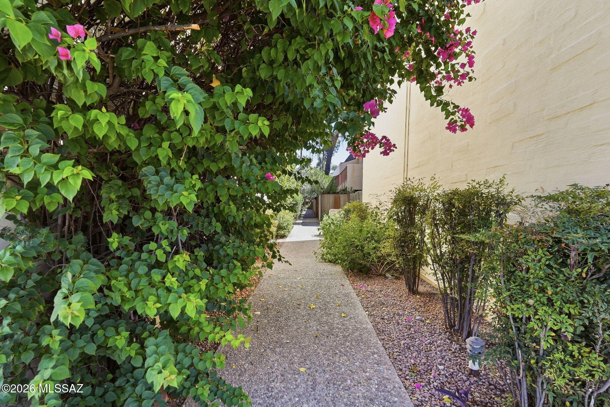 Villa Paraiso (1-67) - Residential