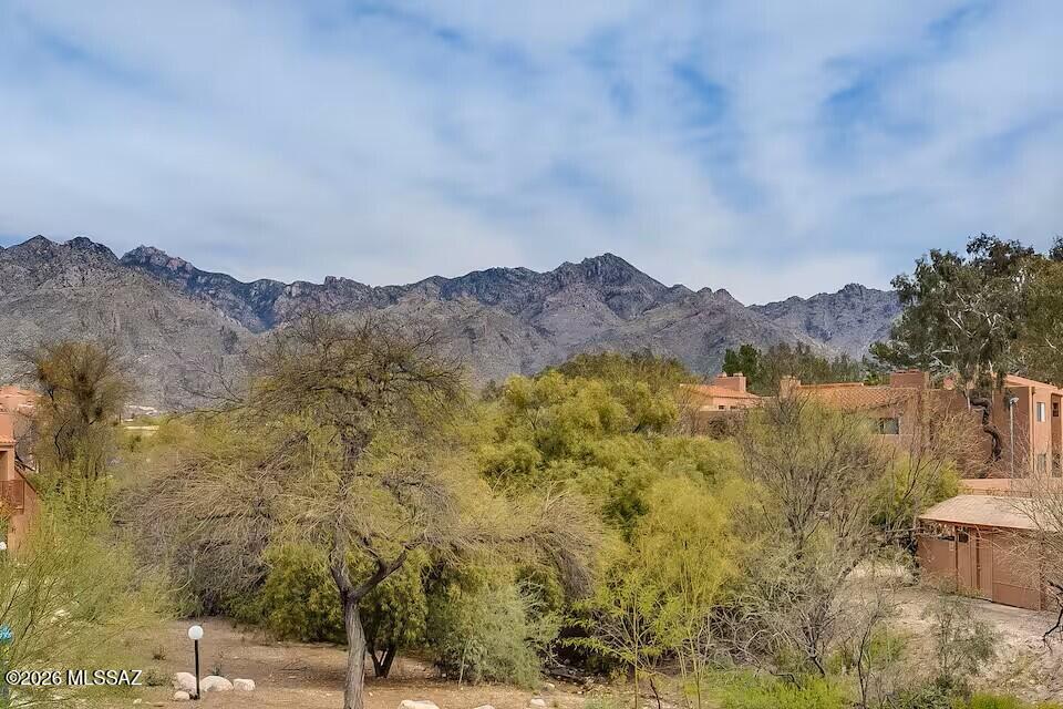 Ventana Vista Condominiums - Residential