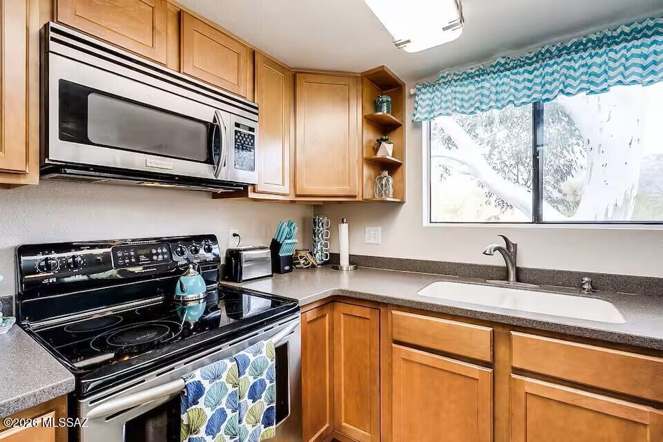 Ventana Vista Condominiums - Residential